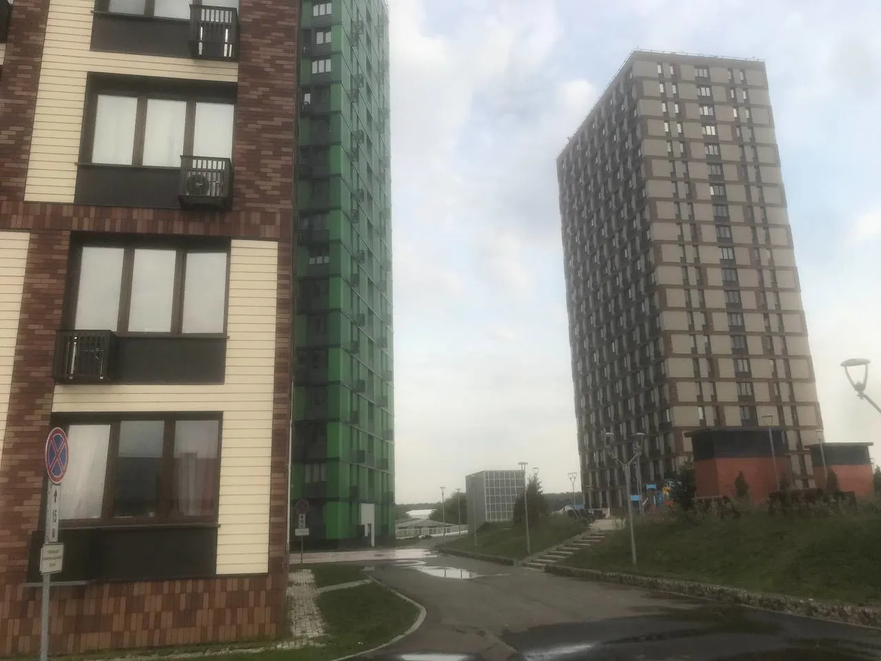 Двор жилого комплекса, фото 11