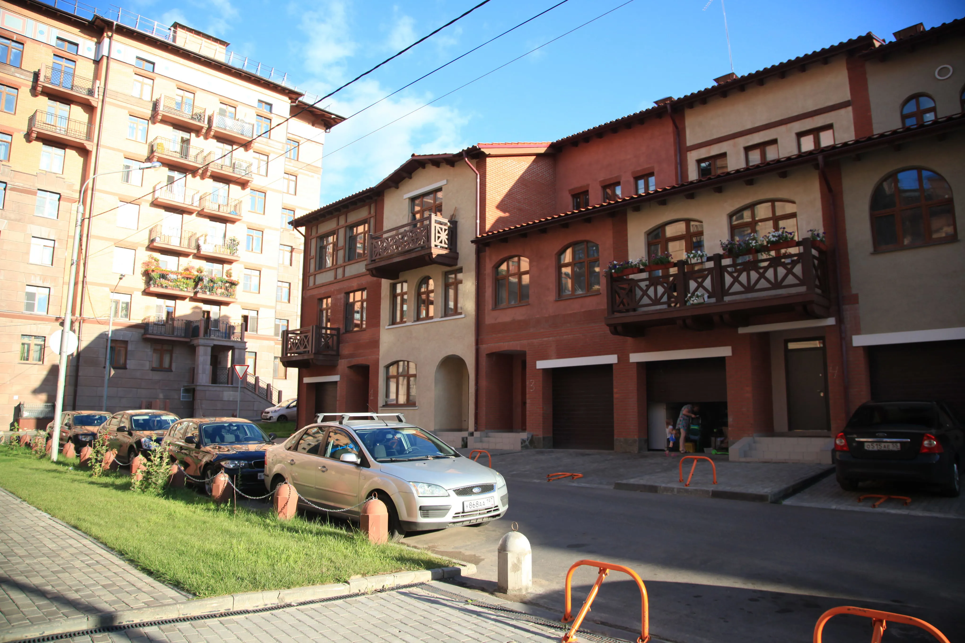 Таунхаусы с балконами, фото 24