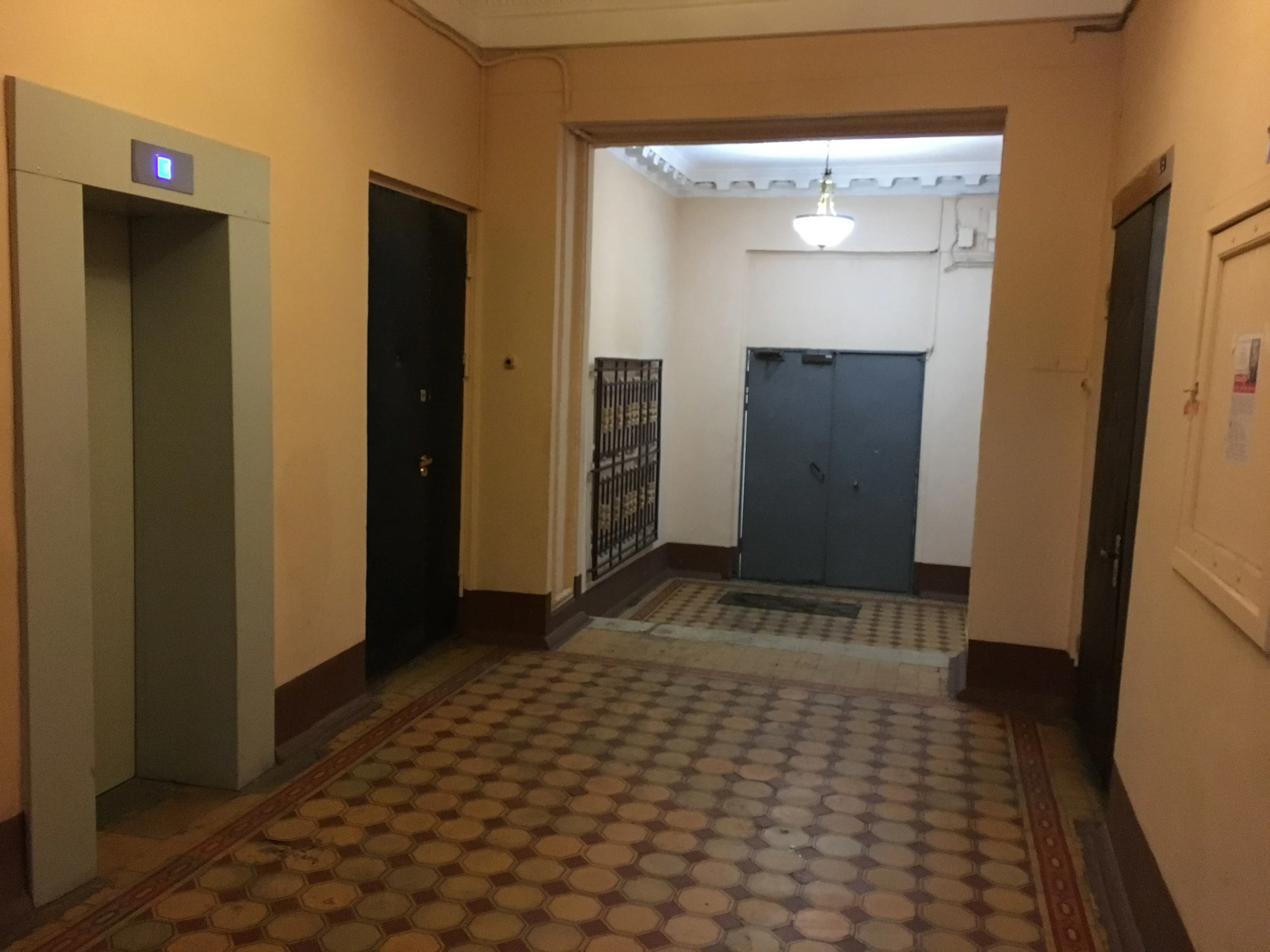 Сталинка с лестницей, фото 8