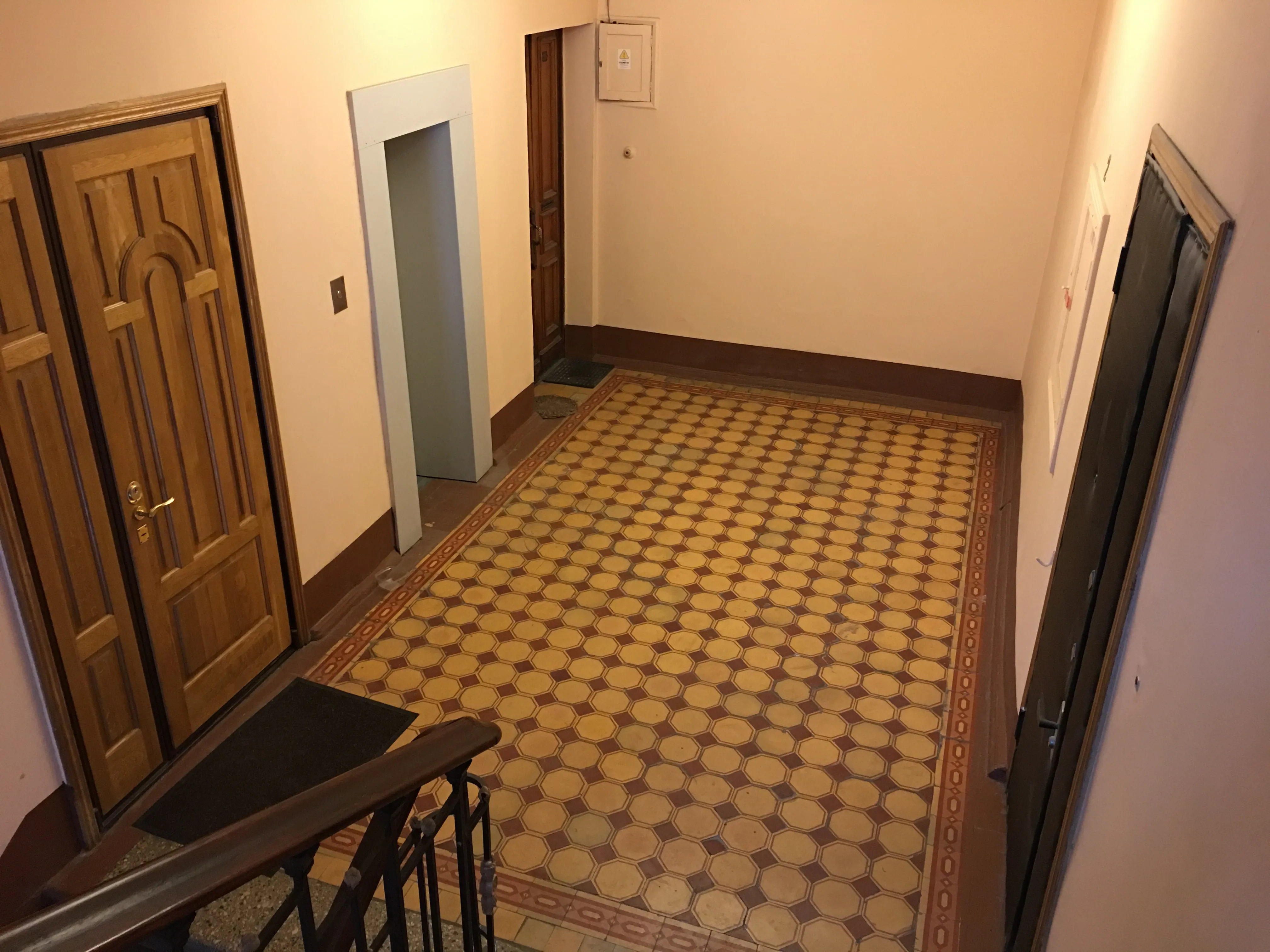 Сталинка с лестницей, фото 4