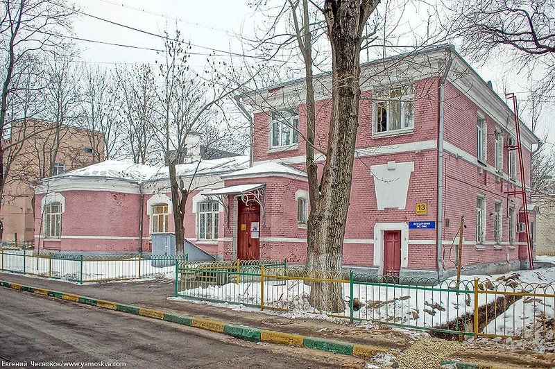 Школа за кирпичным забором, фото 3