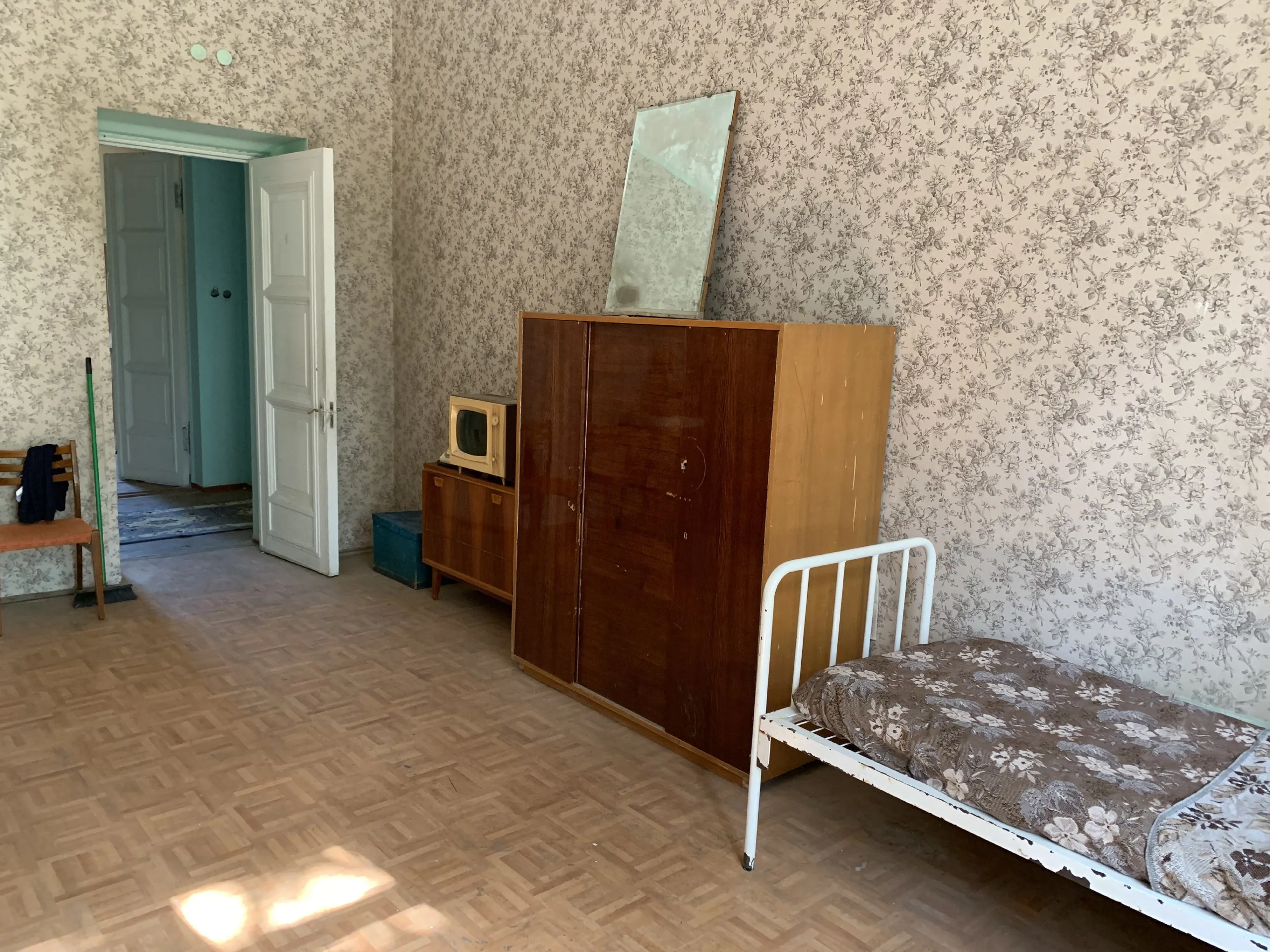 Ретро-квартира с окнами в сад, фото 8