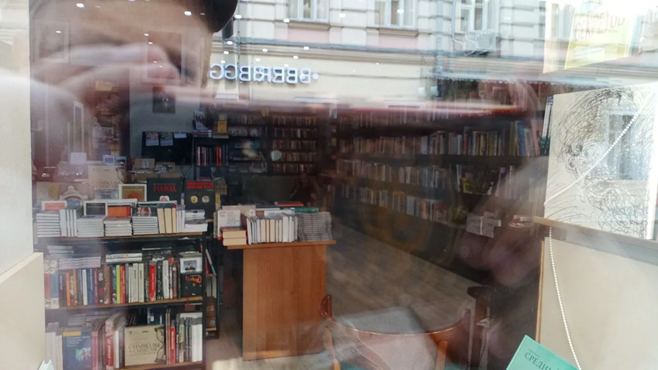 Книжная лавка с диванчиком, фото 7