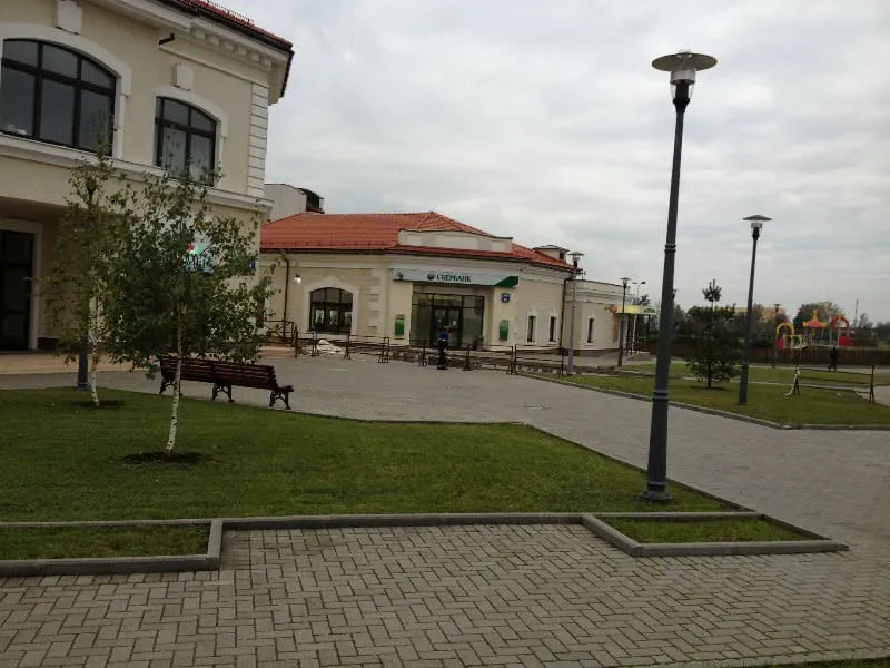 Банк в современном здании, фото 10
