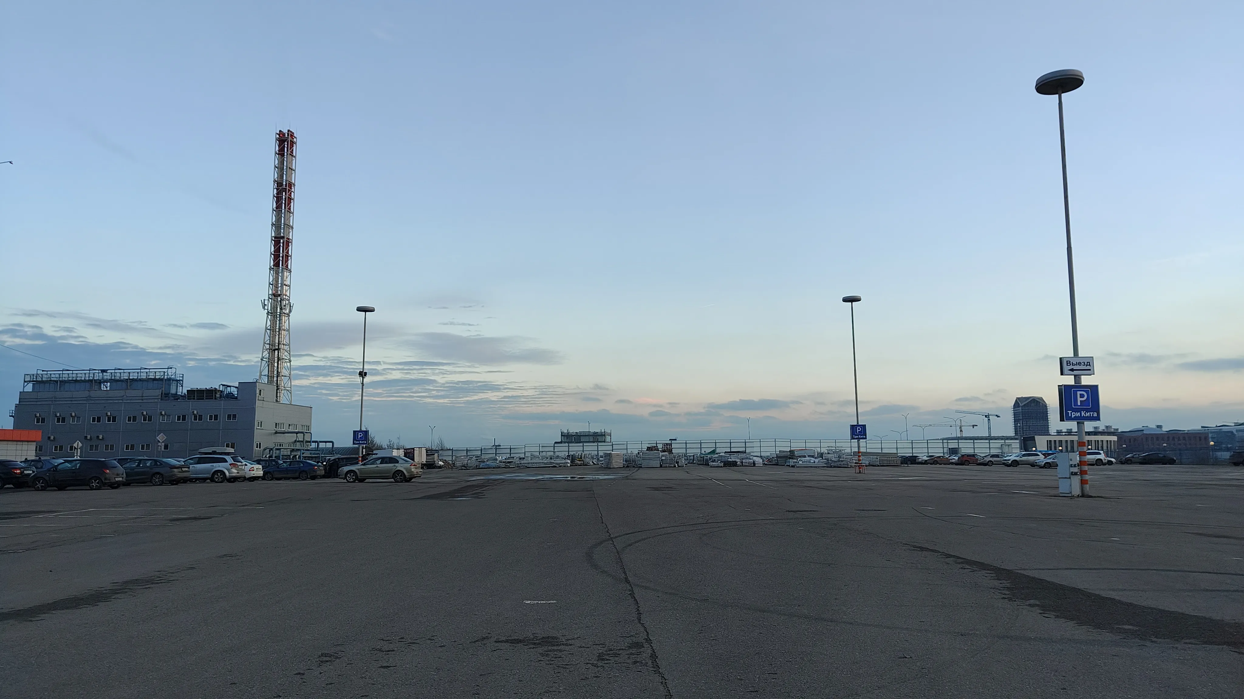 Парковка у высоток, фото 6