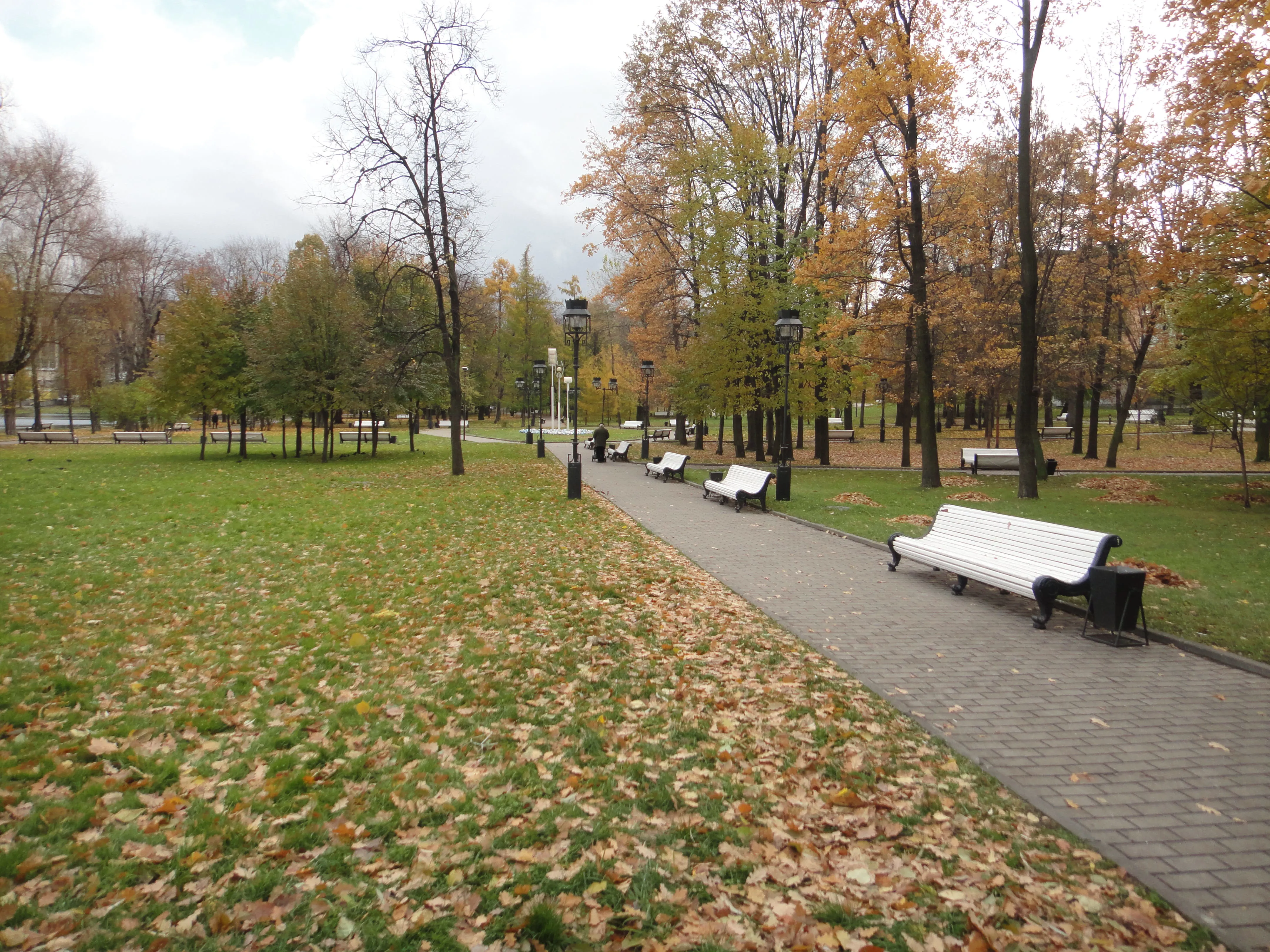 Парк с аркой и амфитеатром, фото 14