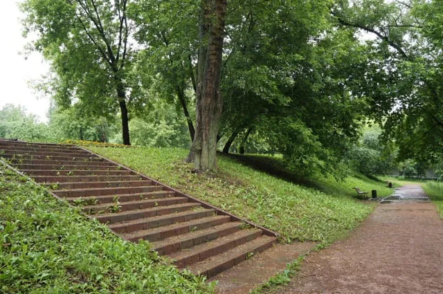 Парк с прудом и лестницей, фото 2