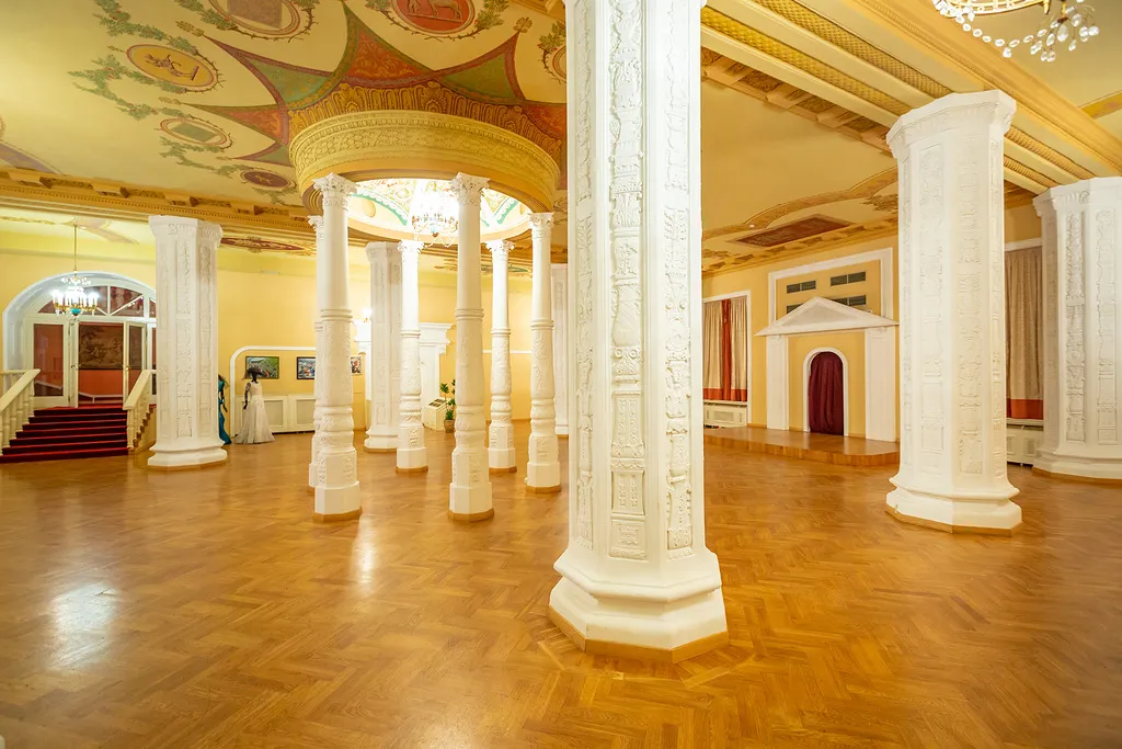 Банкетный зал с колоннадой, фото 10