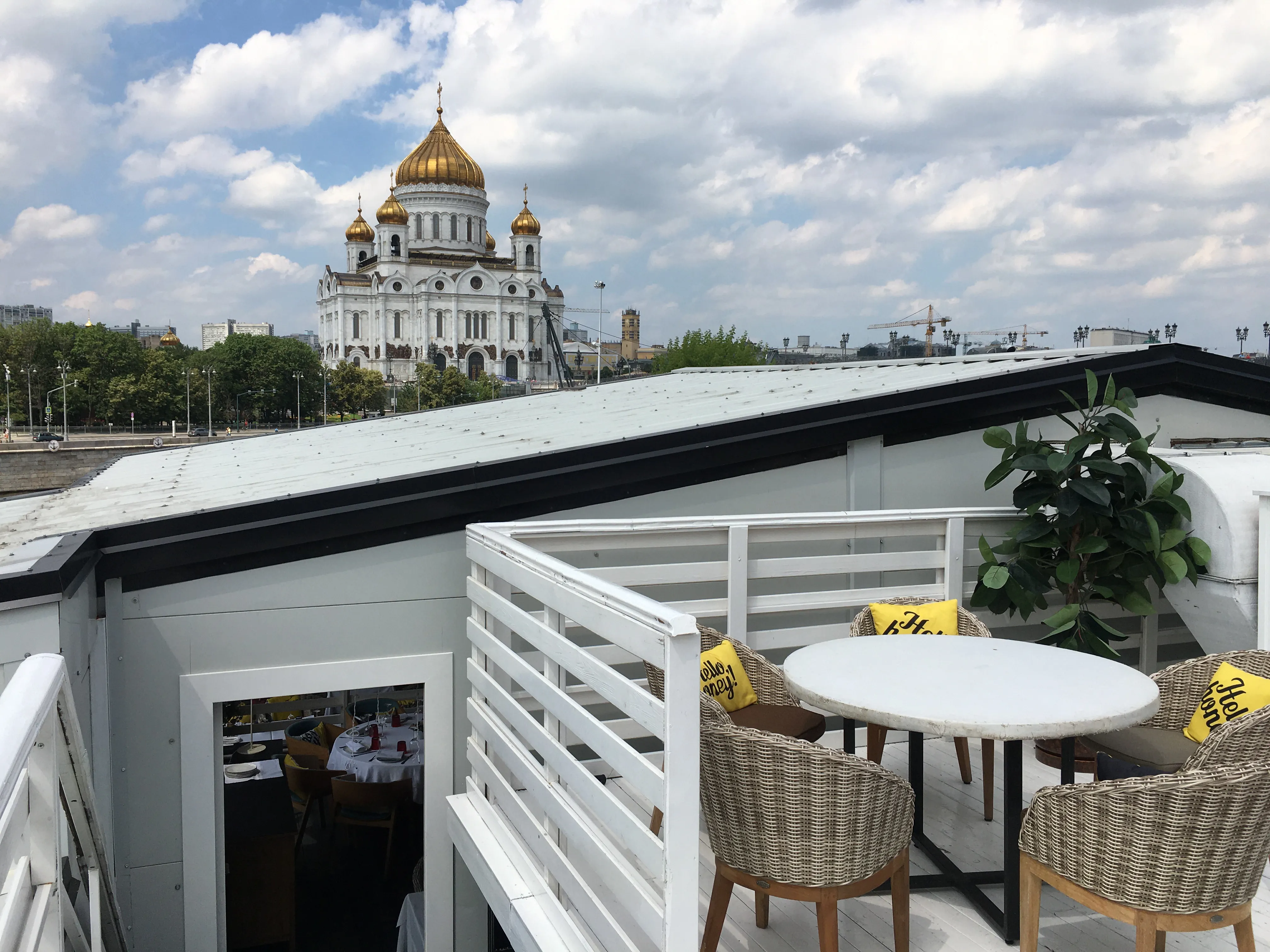 Зелёная веранда у реки, фото 20