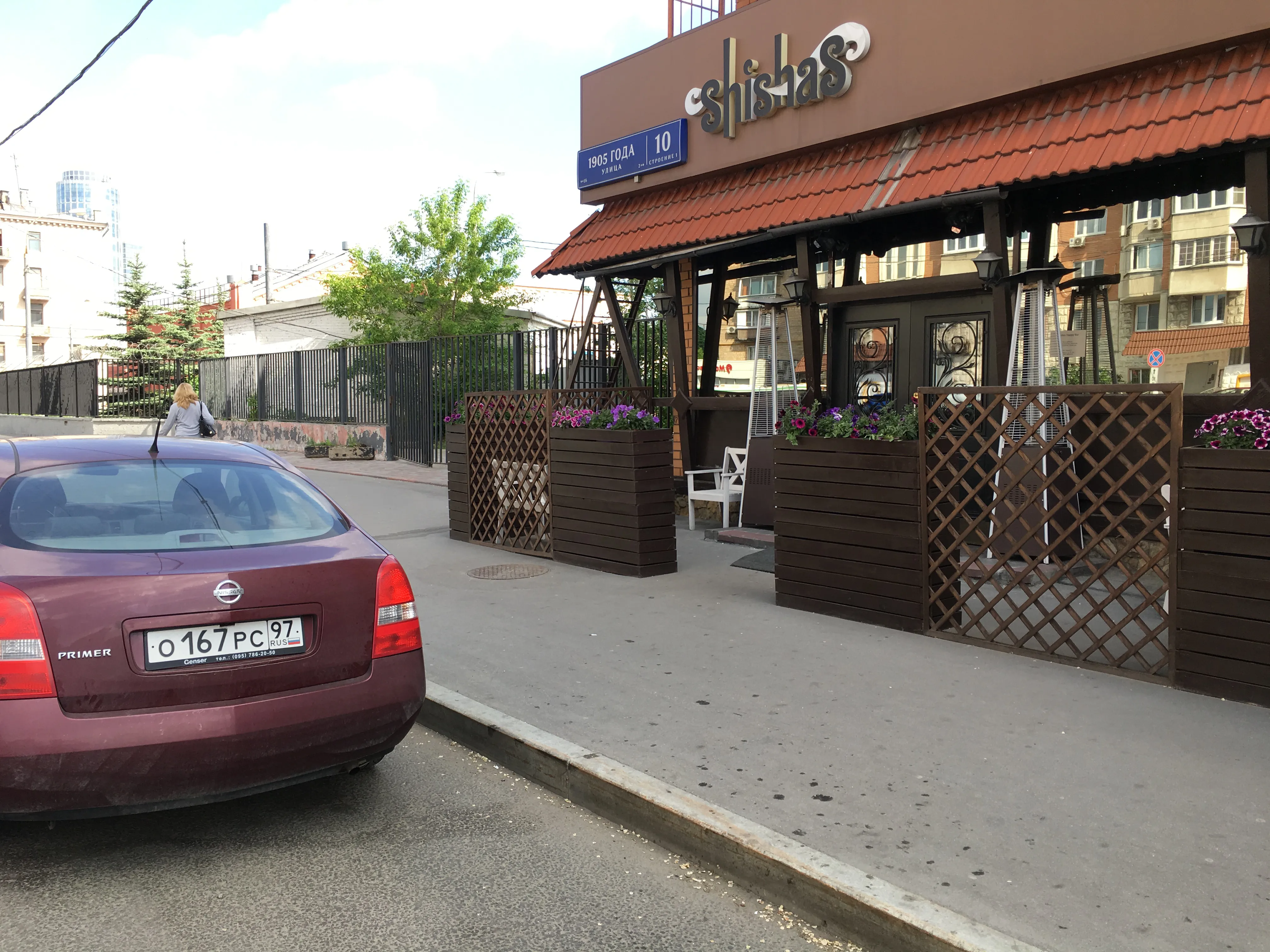 Бар с уличной террасой, фото 18