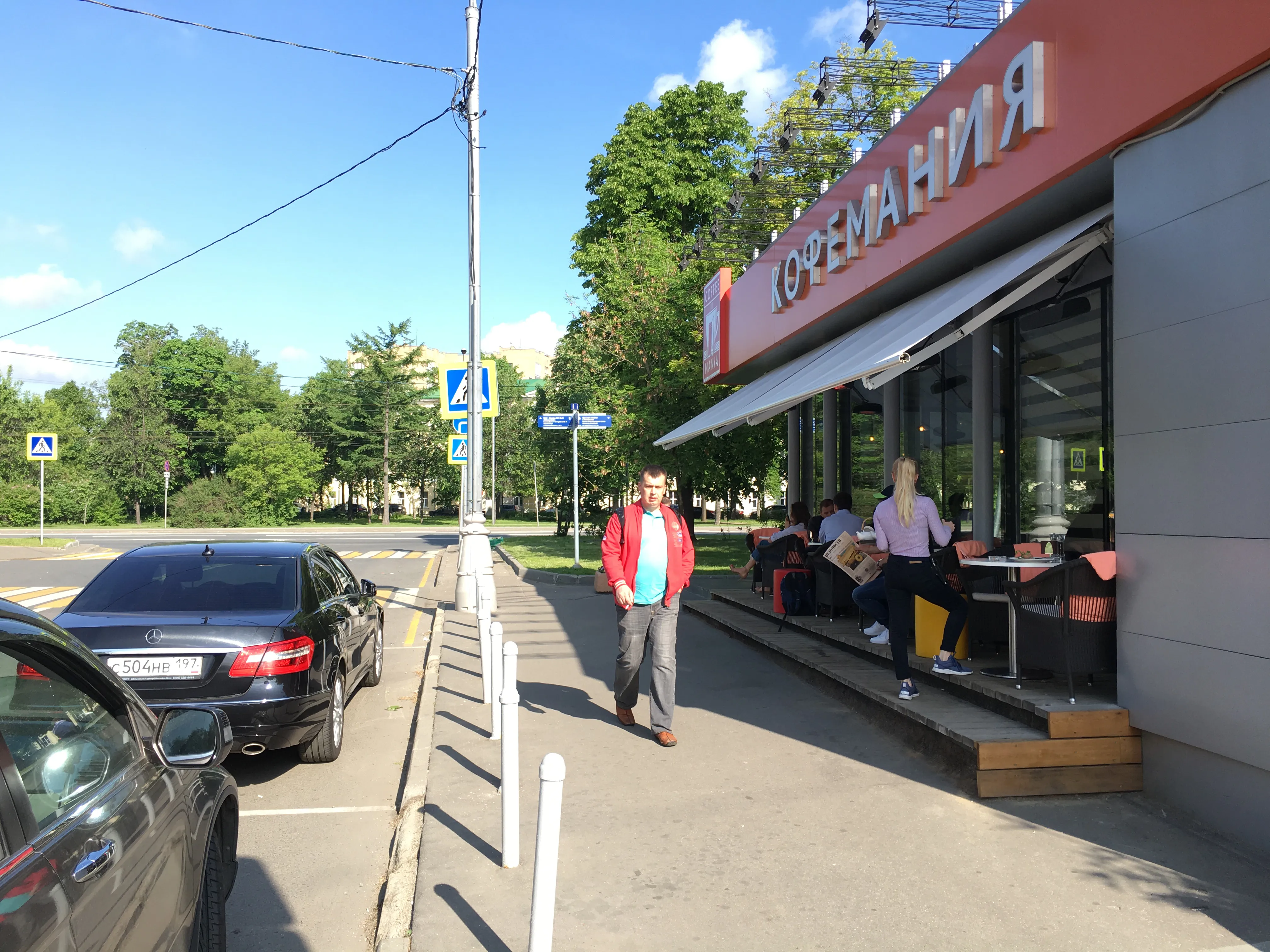 Кафе с деревянной террасой, фото 12