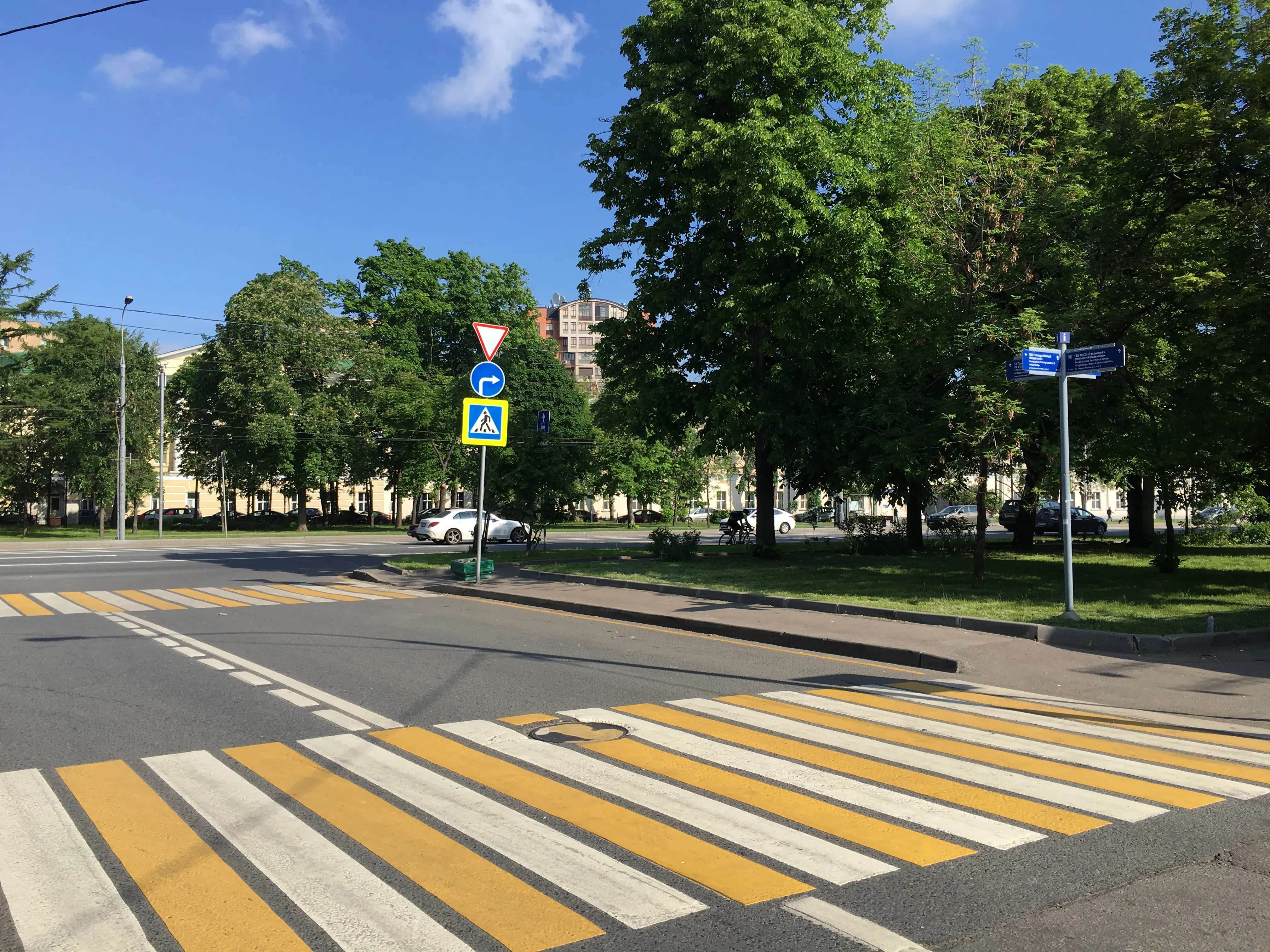 Кафе с деревянной террасой, фото 5