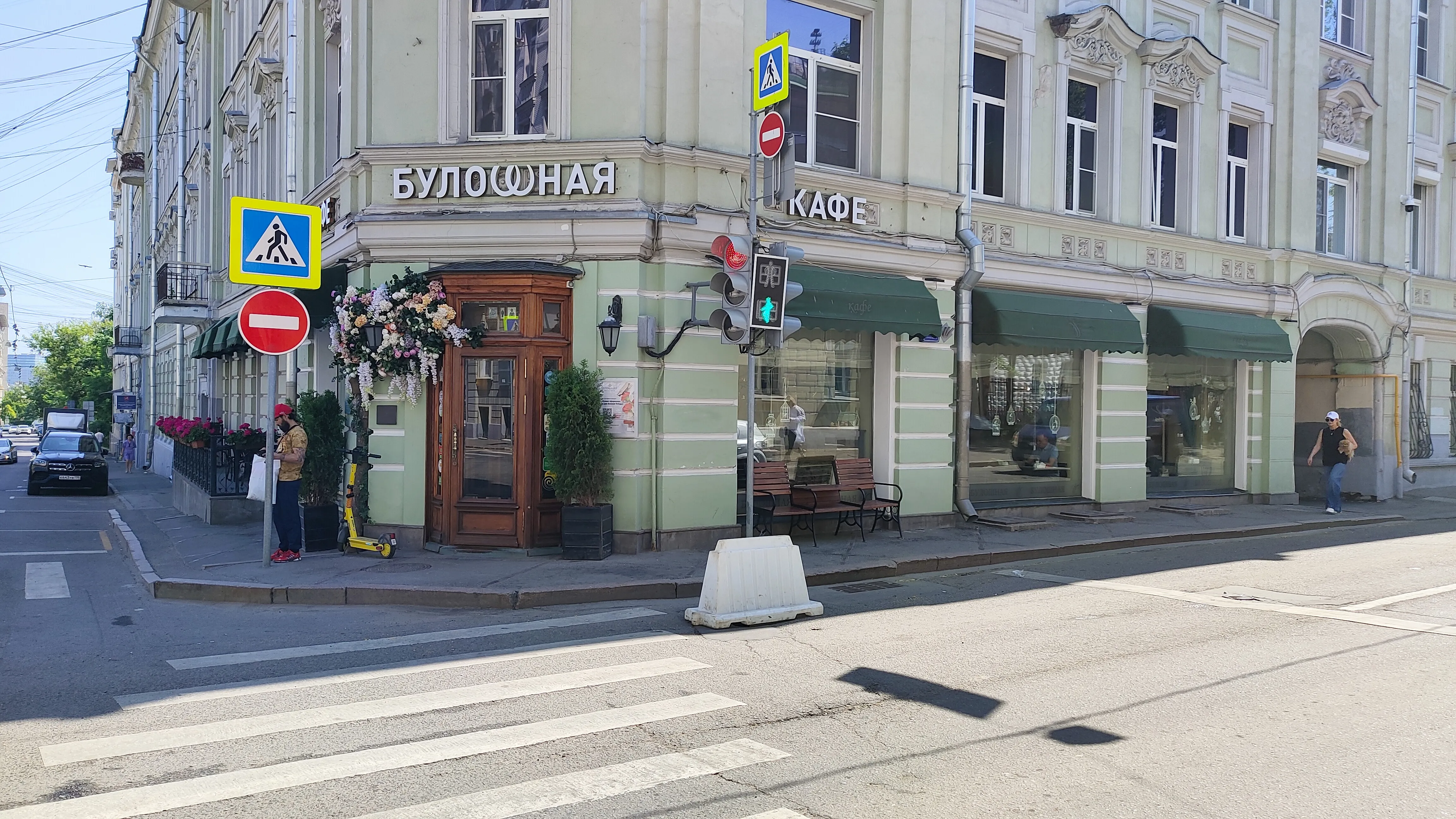 Кафе с аквариумом, фото 12