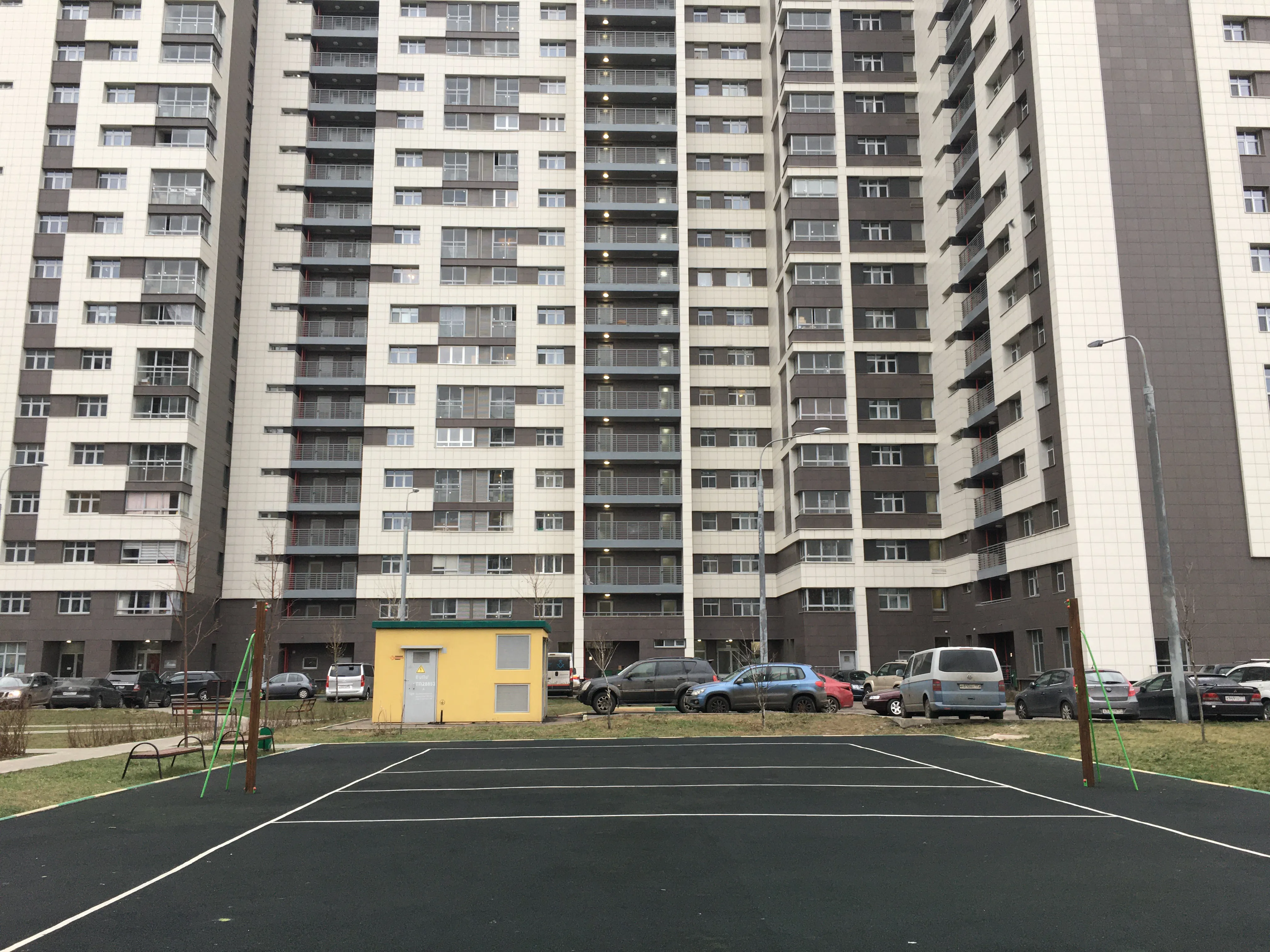 Новостройка на спортплощадке, фото 6