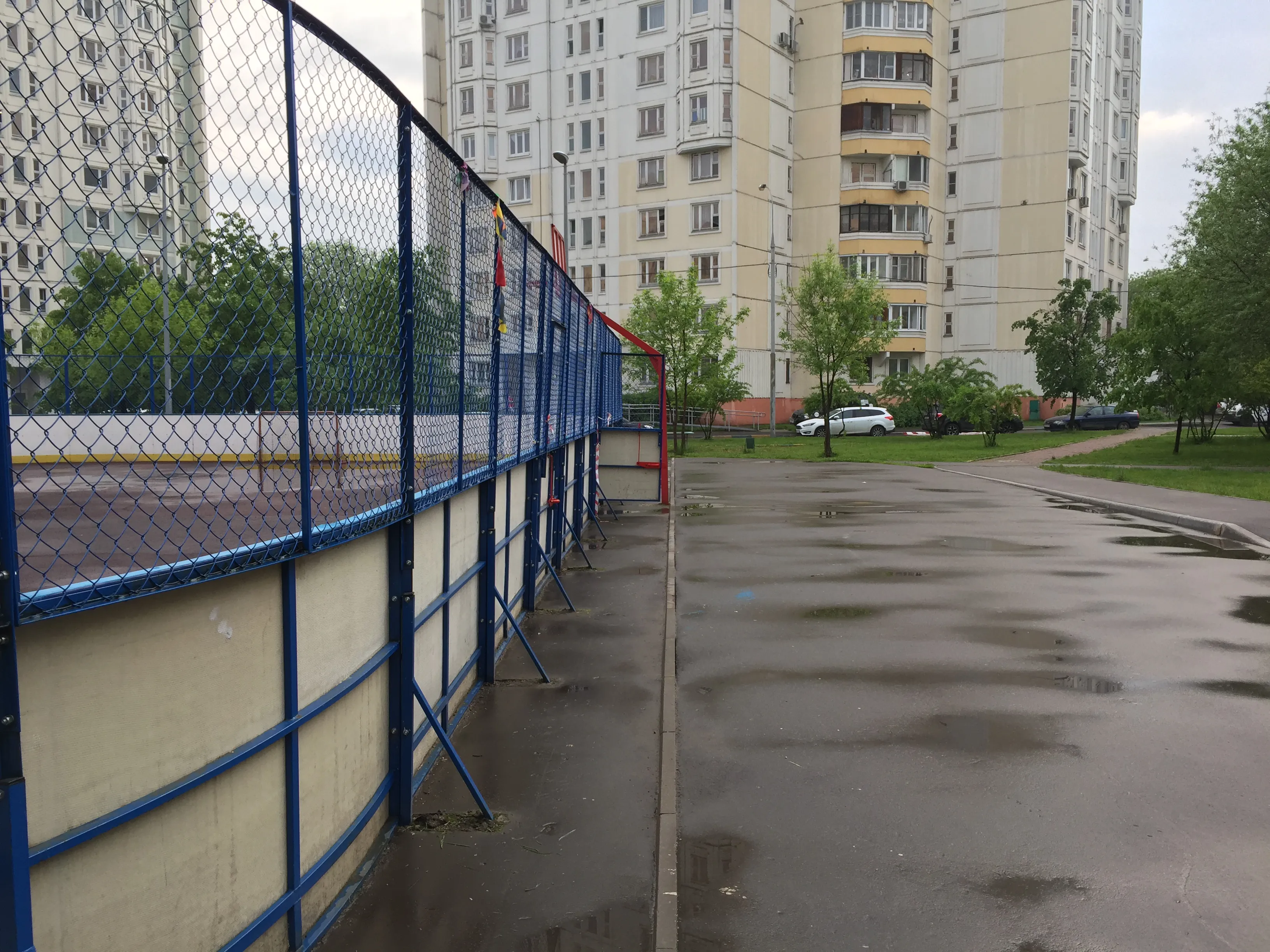 Спортплощадка в спальном районе, фото 5