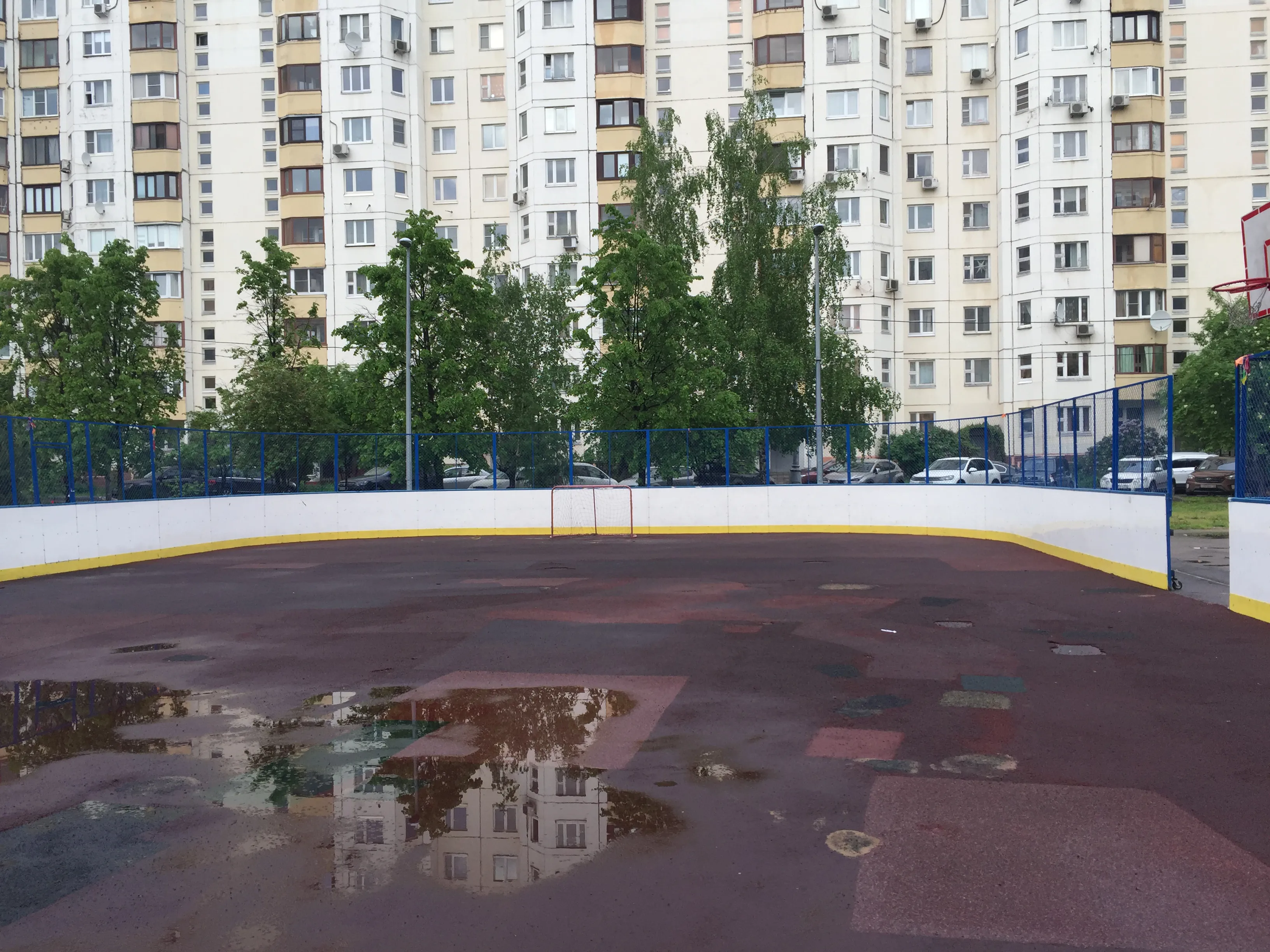 Спортплощадка в спальном районе, фото 11
