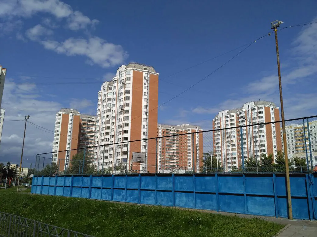 Школа у высоток, фото 2