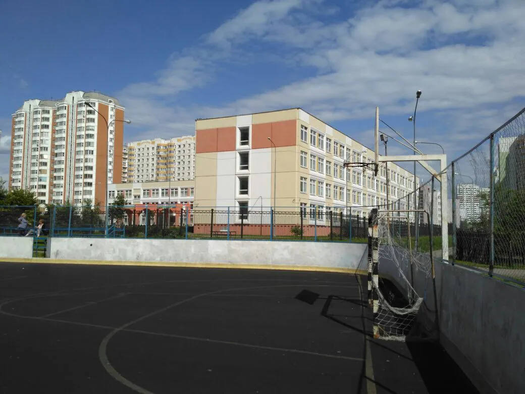 Школа у высоток, фото 7