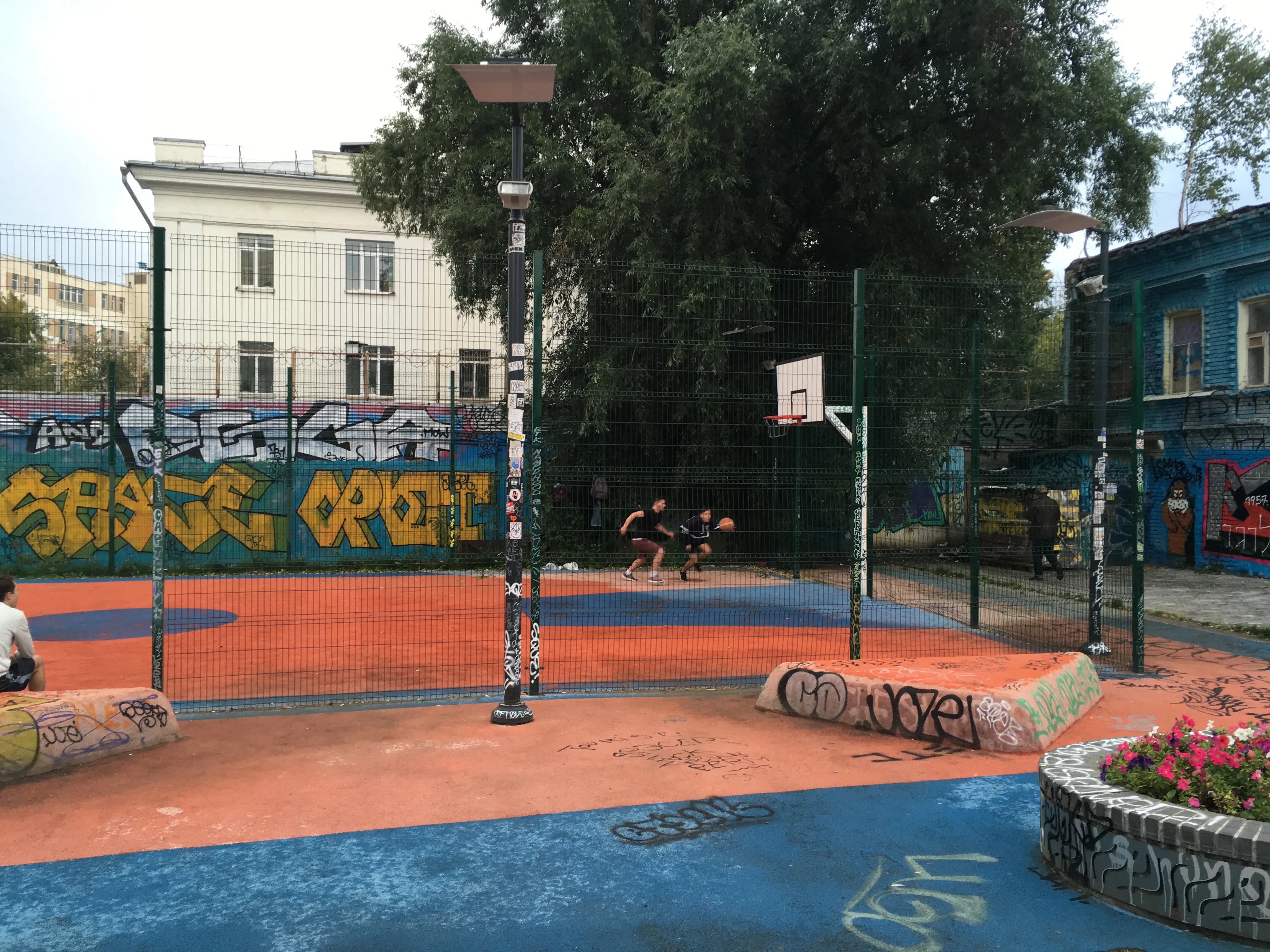 Стритбол с граффити, фото 1