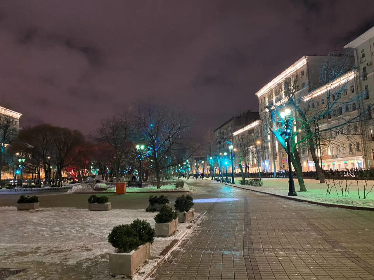 Городской парк в огнях, фото 3