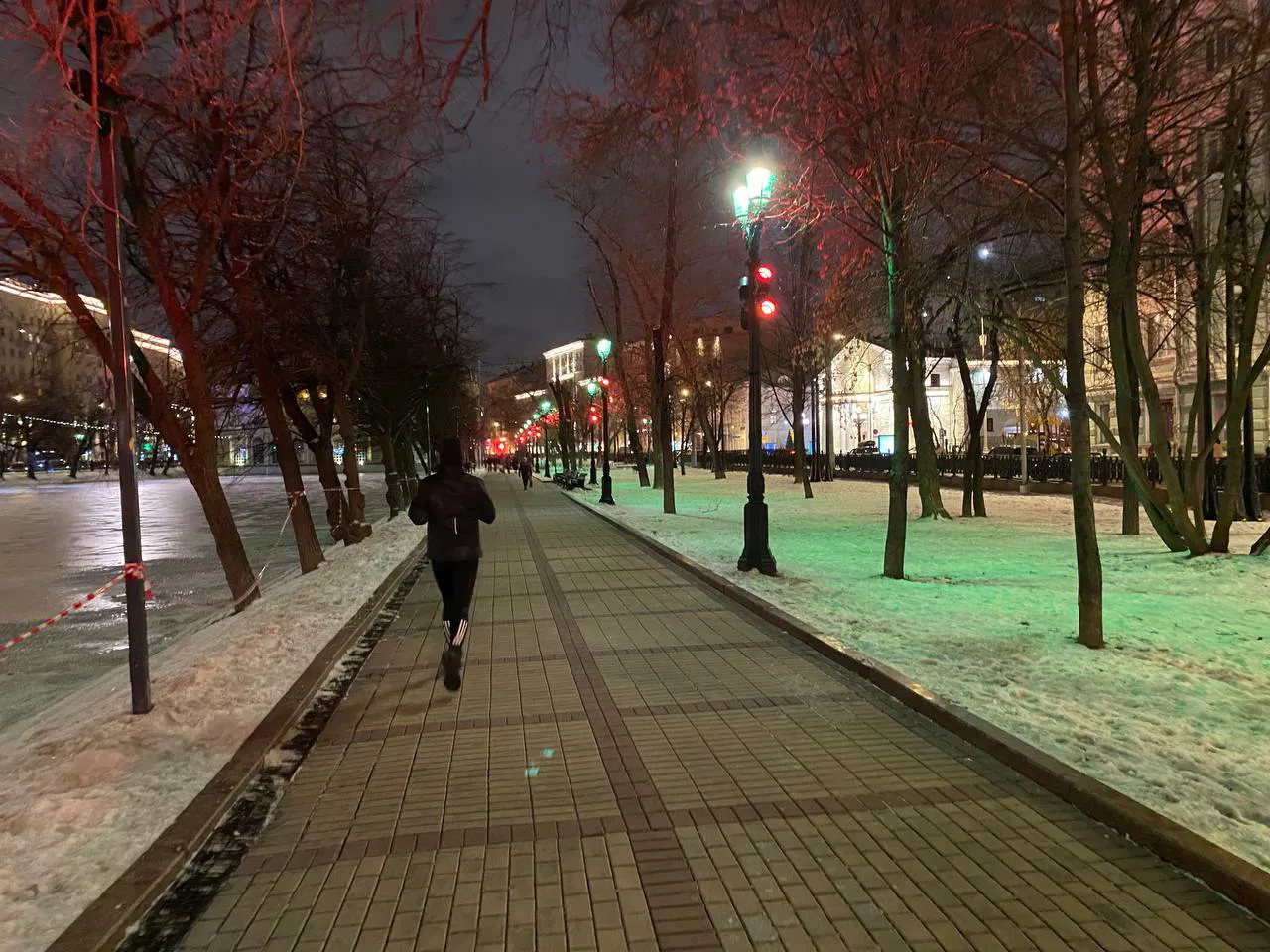 Городской парк в огнях, фото 5