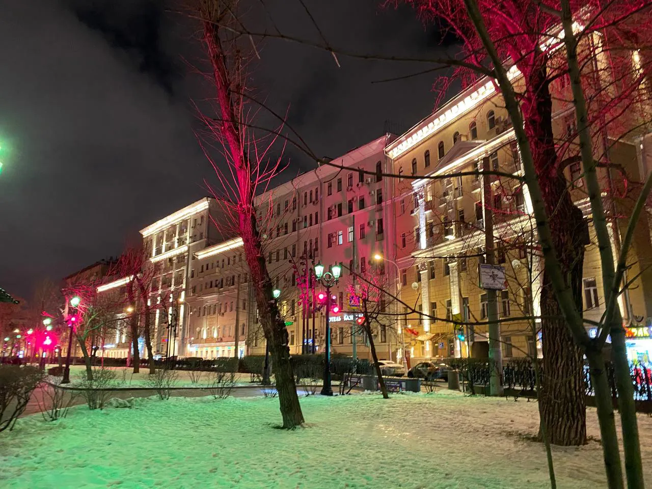 Городской парк в огнях, фото 4