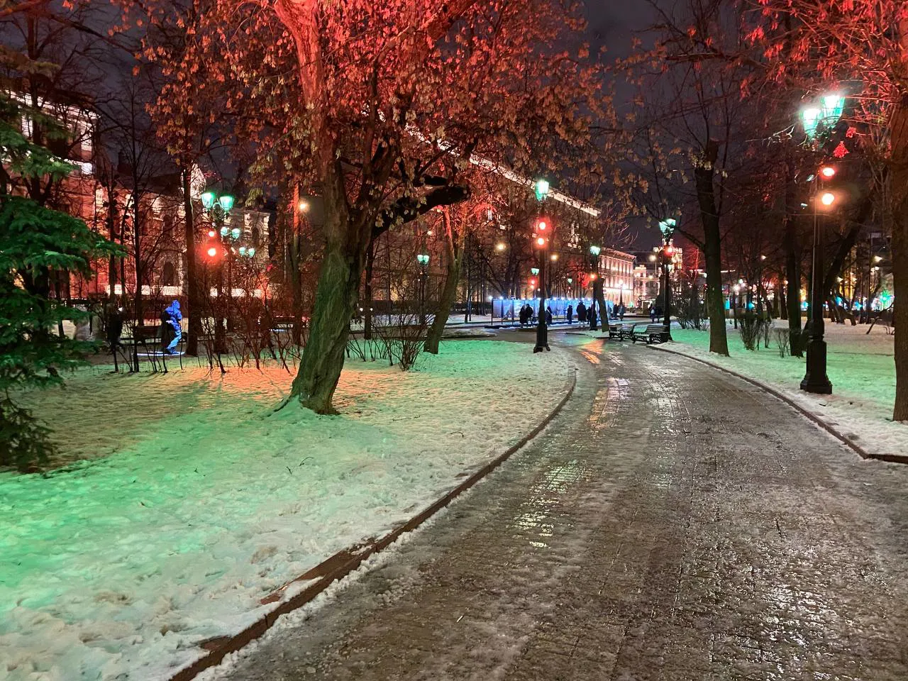 Городской парк в огнях, фото 2