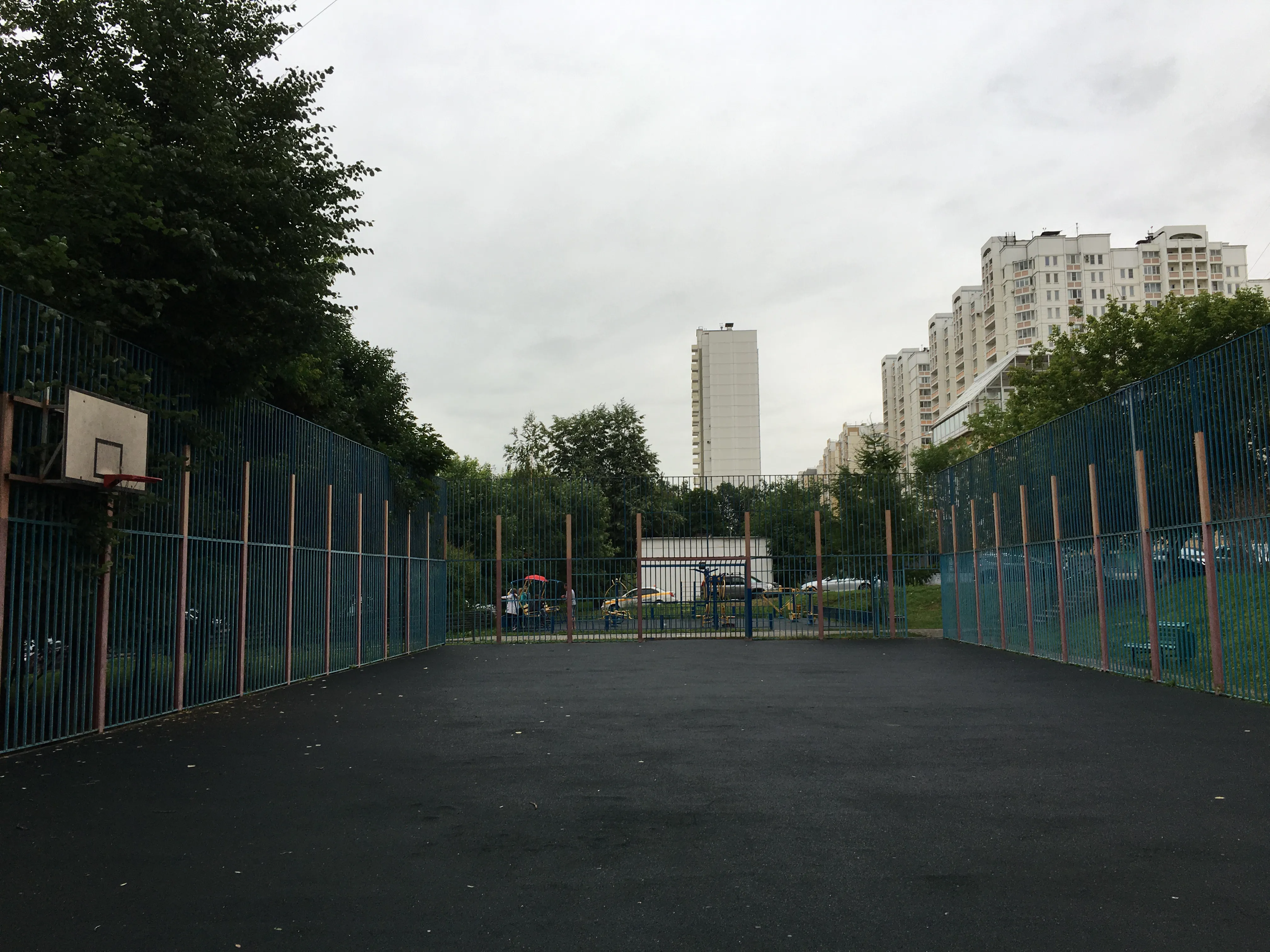 Спортплощадка в парке, фото 6