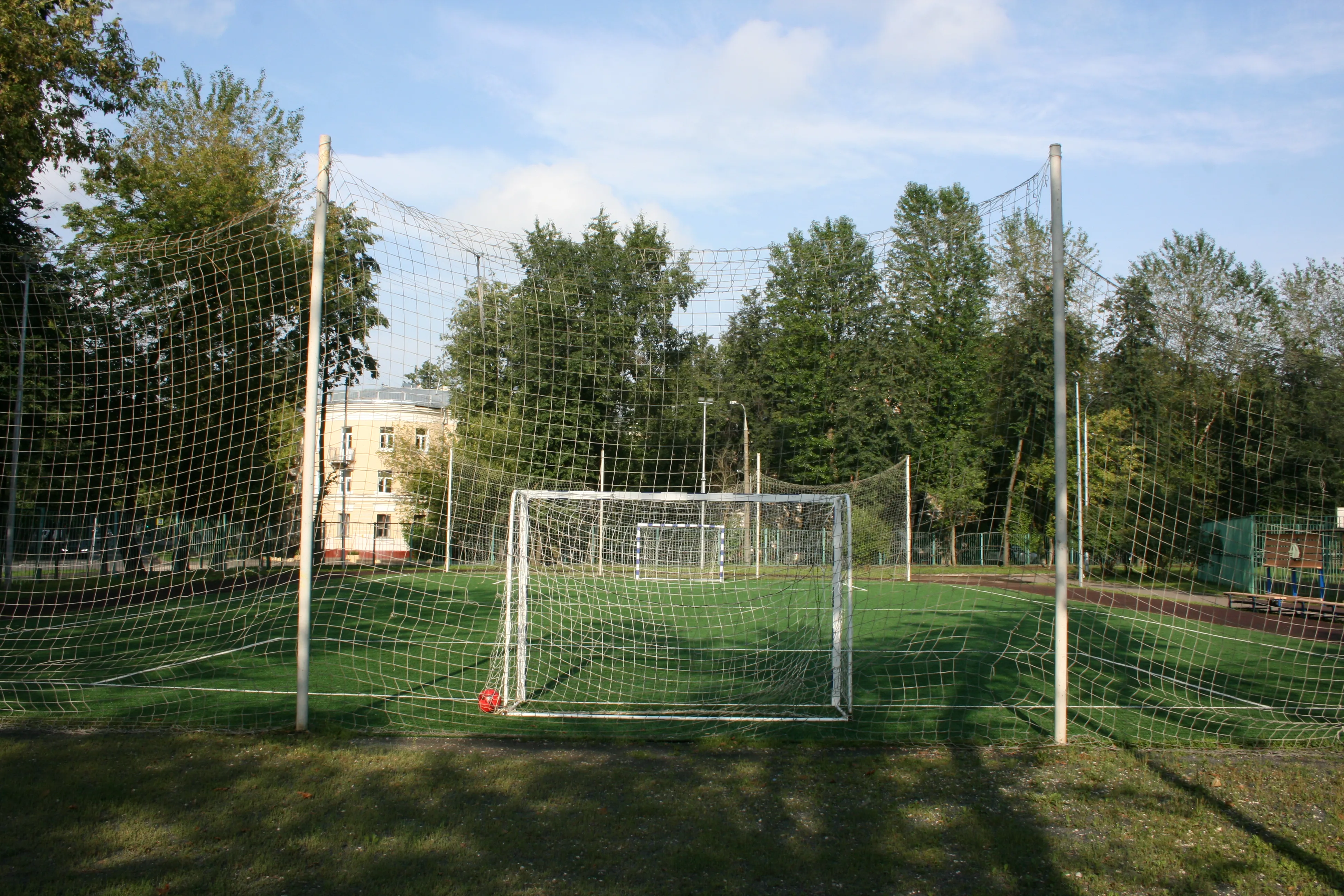 Поле с запасными, фото 2