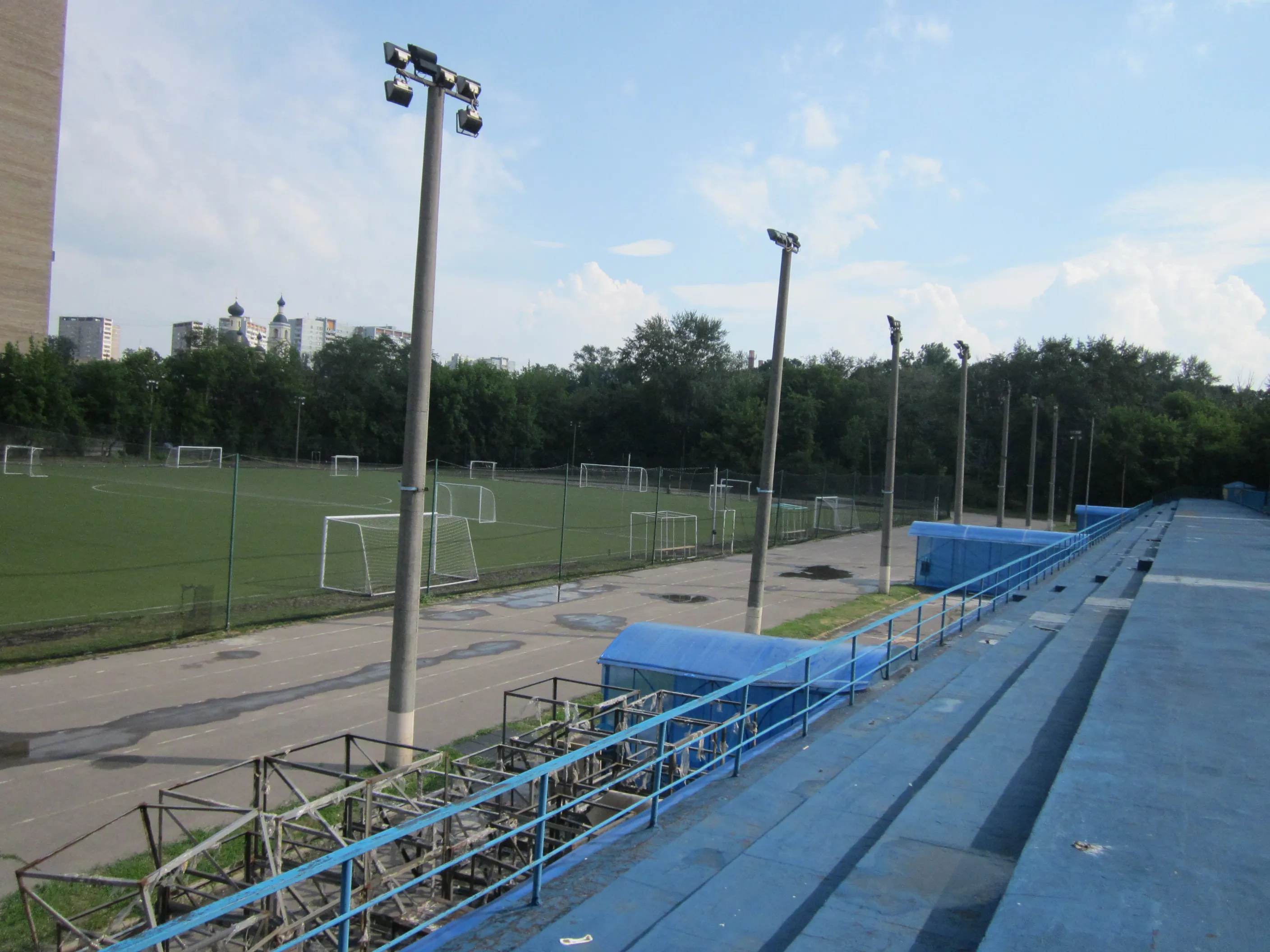 Стадион в учебном городке, фото 1
