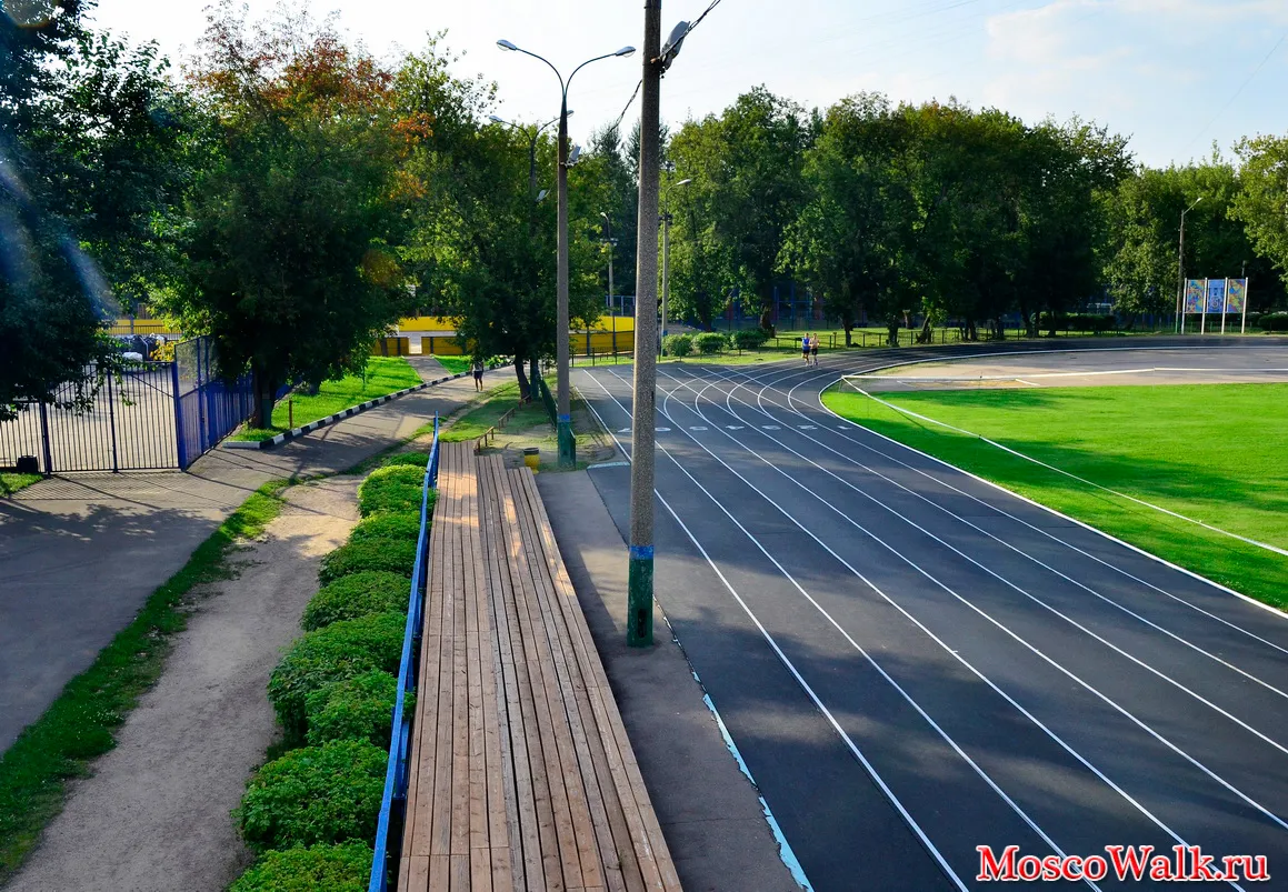 Стадионные трибуны с табло, фото 1