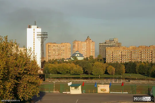 Университетский стадион с вышкой, фото 1