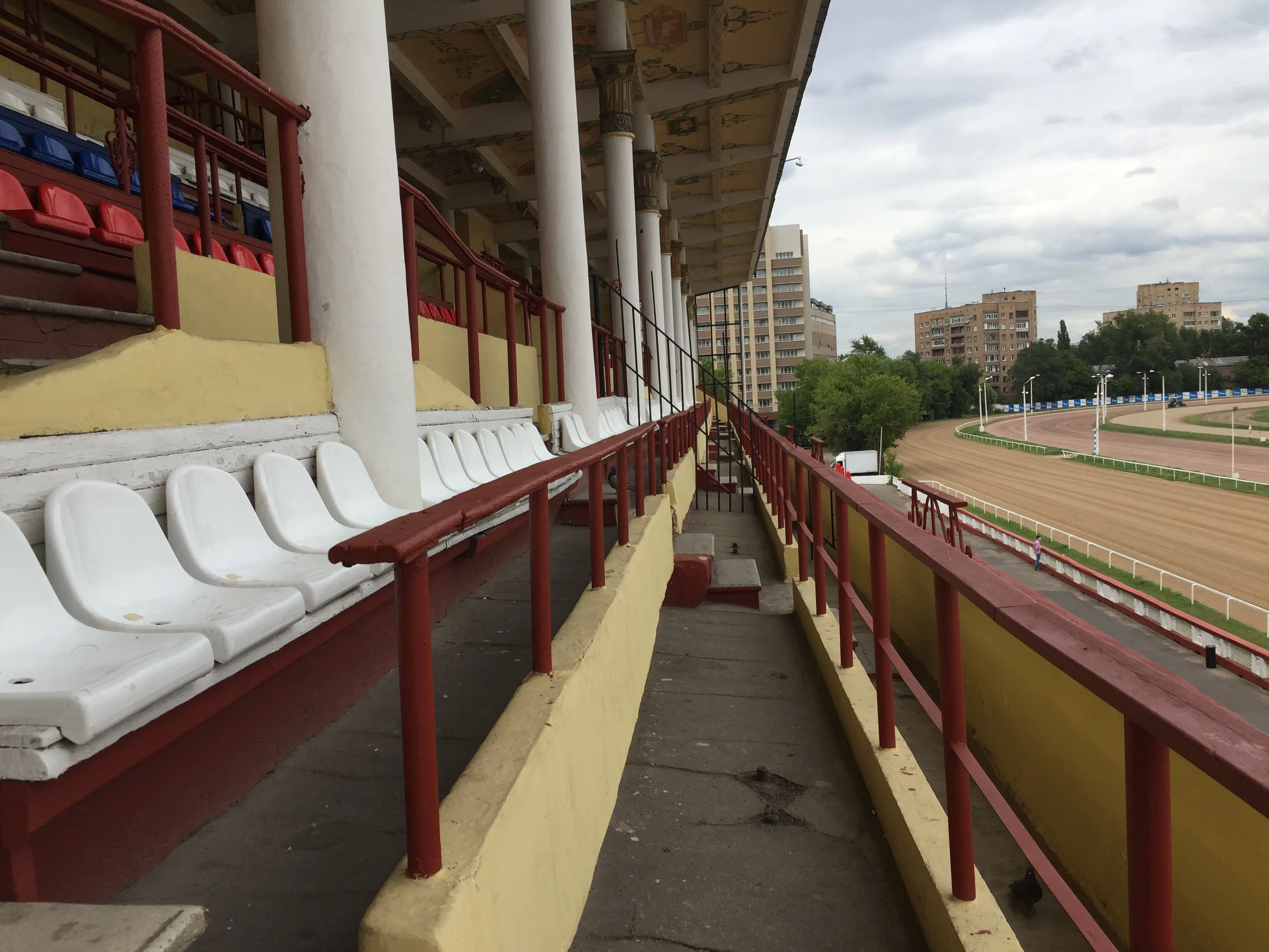 Ретро-стадион с трибунами, фото 15