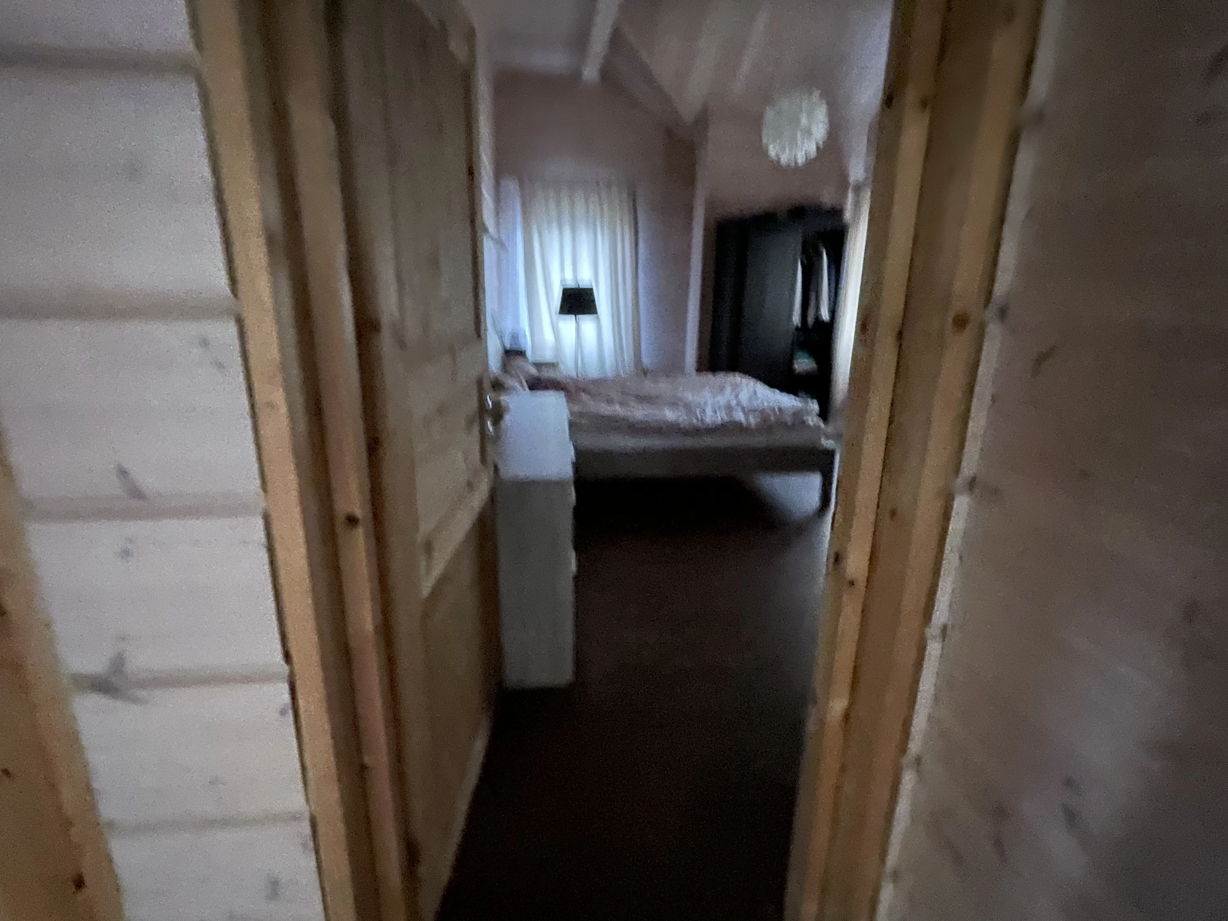 Деревянный дом у реки, фото 24