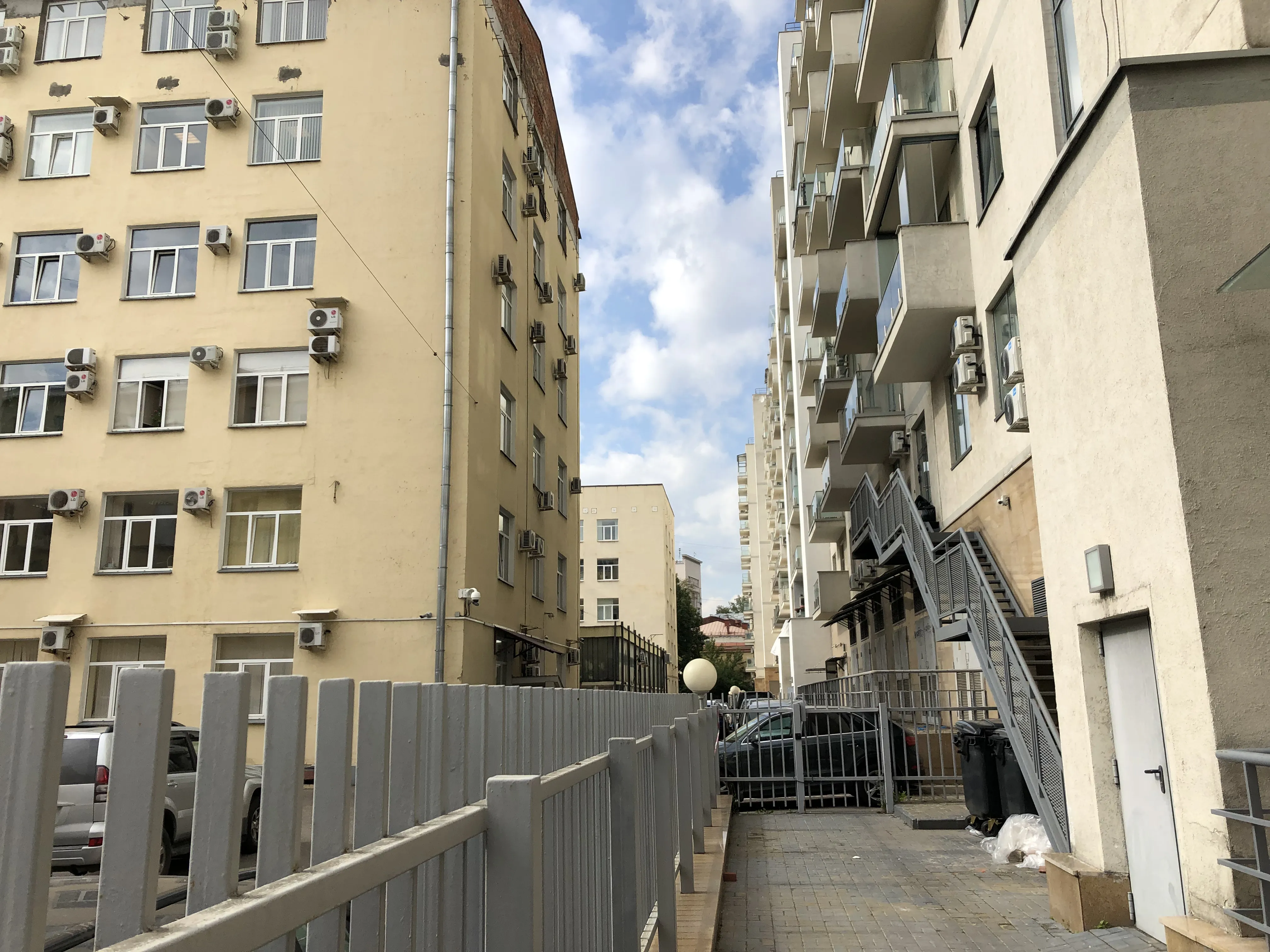 Офис с винтовой лестницей, фото 2