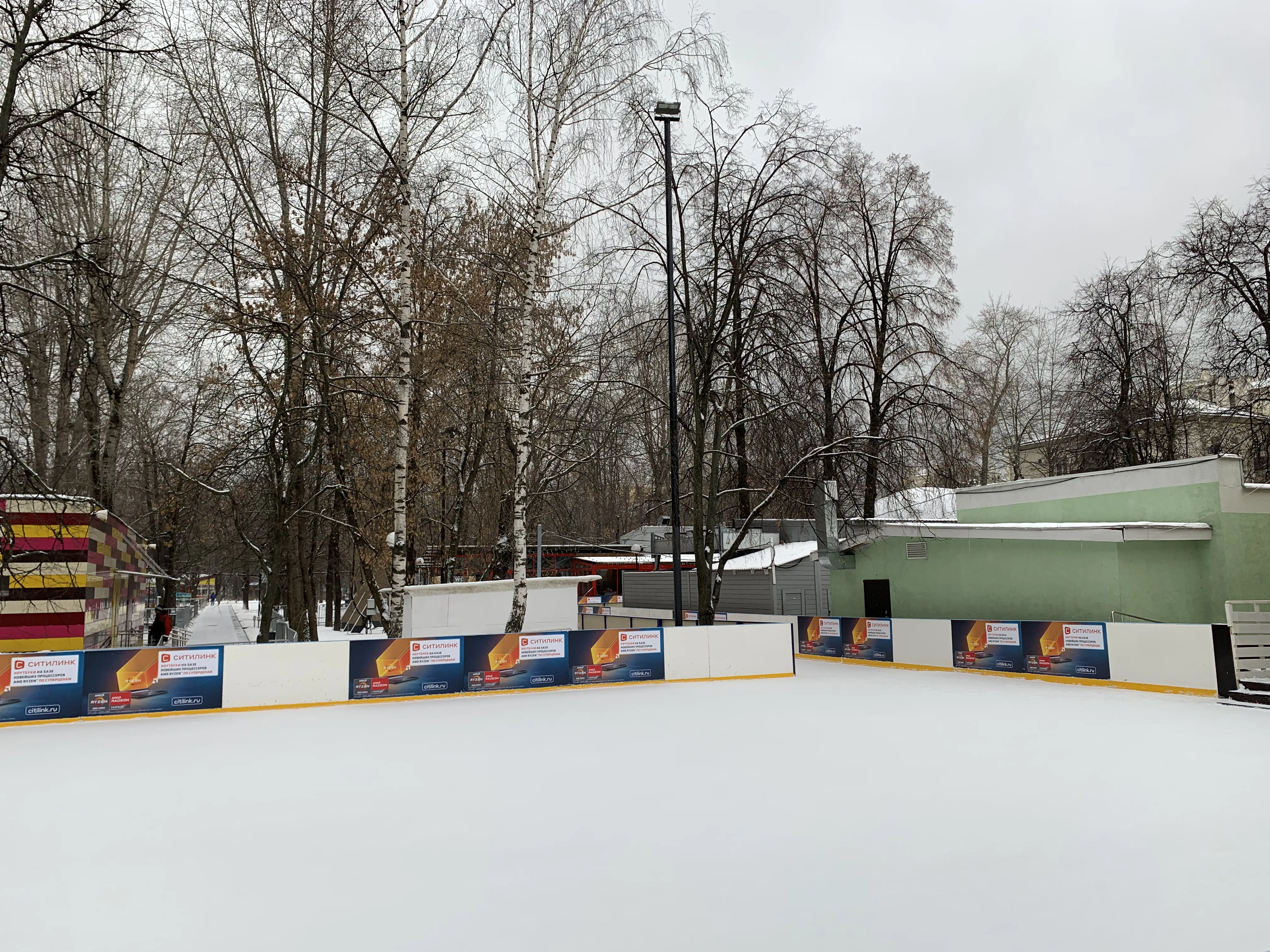 Зимний парк с катком, фото 10