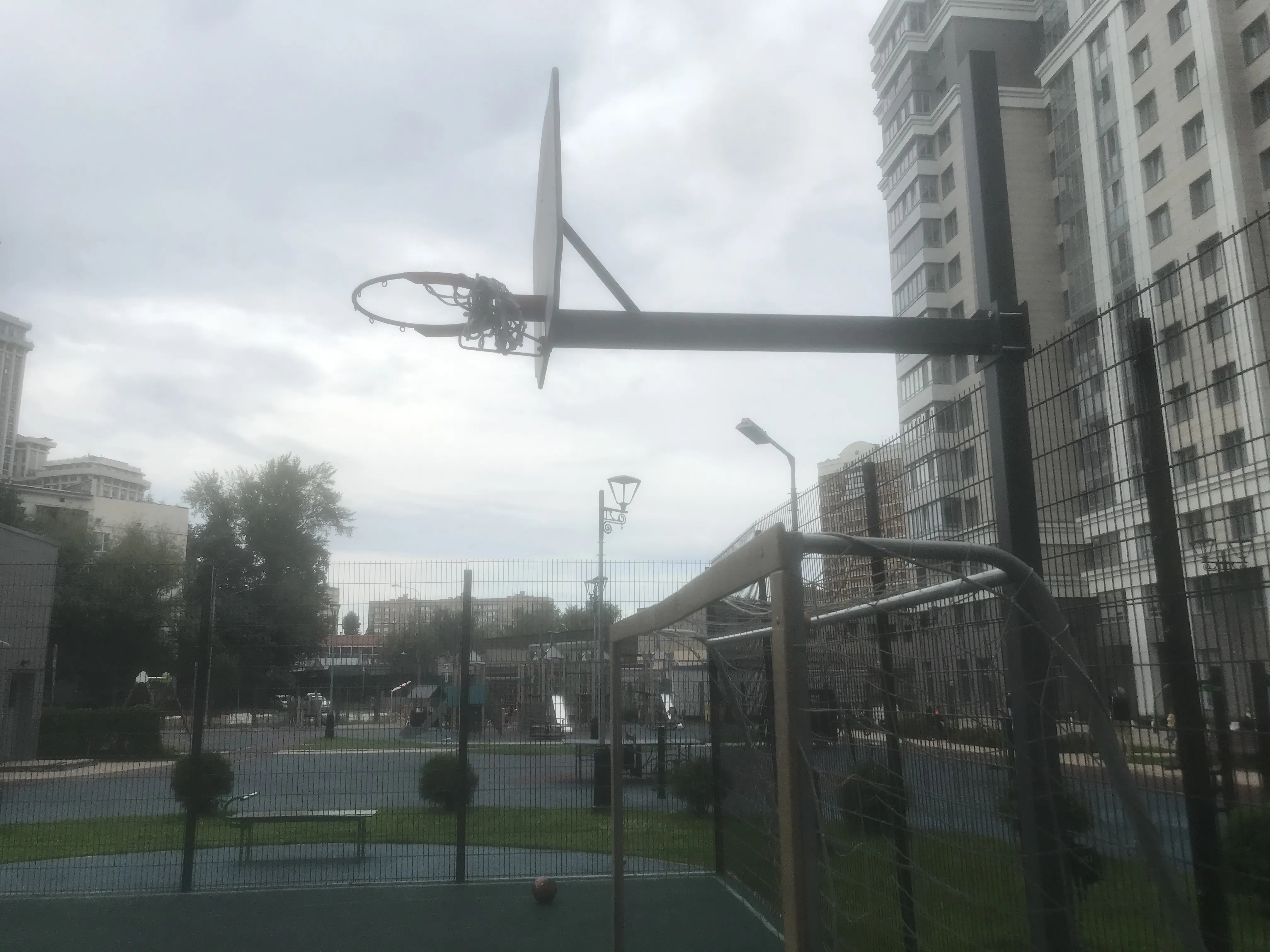 Спортплощадка у дома, фото 11