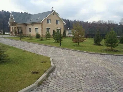 Дача с прудом и садом, фото 3