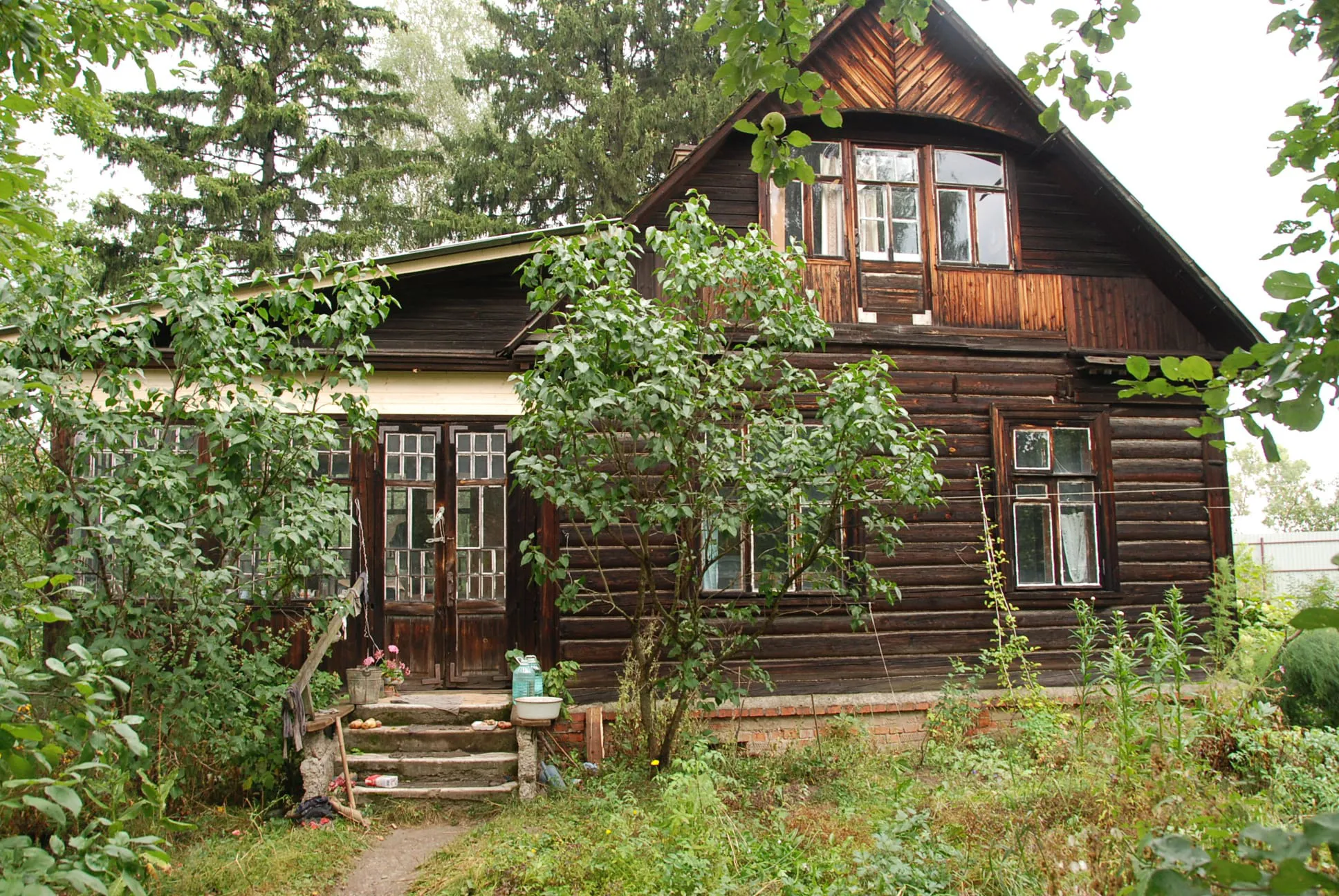 Старая дача в саду, фото 2
