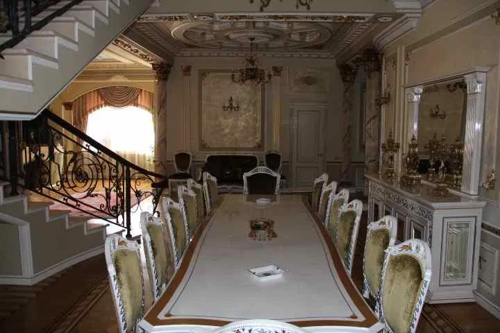 Классический особняк с бассейном, фото 13