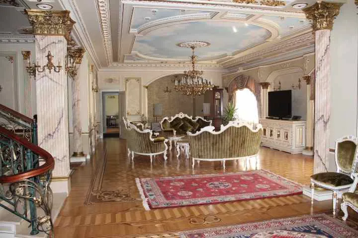 Классический особняк с бассейном, фото 9