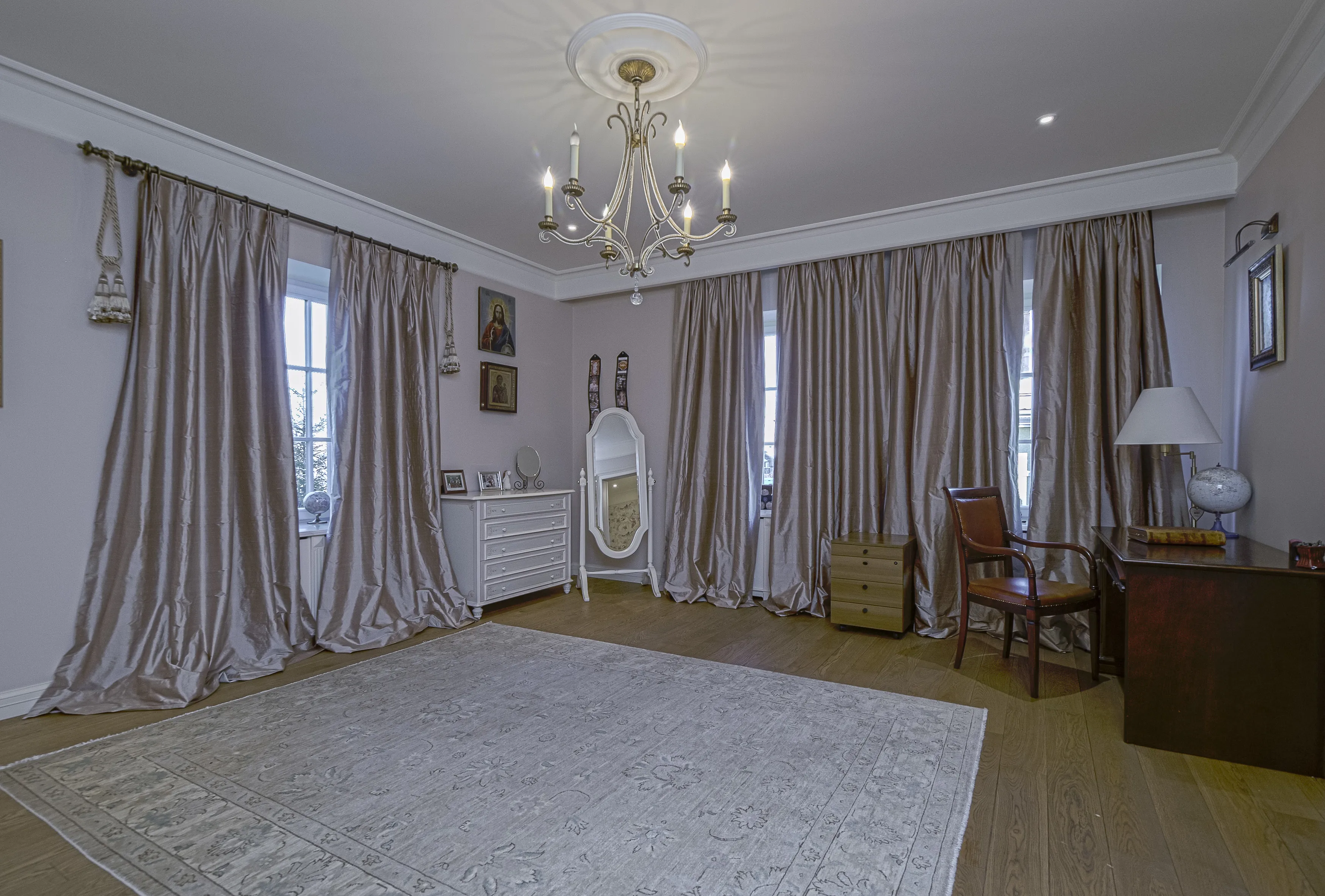 Классическая квартира с бассейном, фото 17